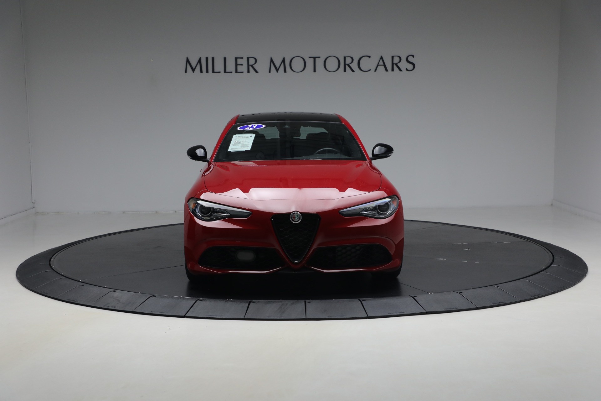Used-2023-Alfa-Romeo-Giulia-Veloce