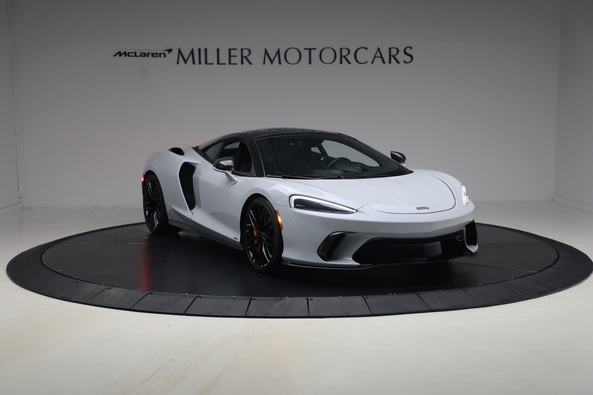 Used-2025-McLaren-GTS-Performance