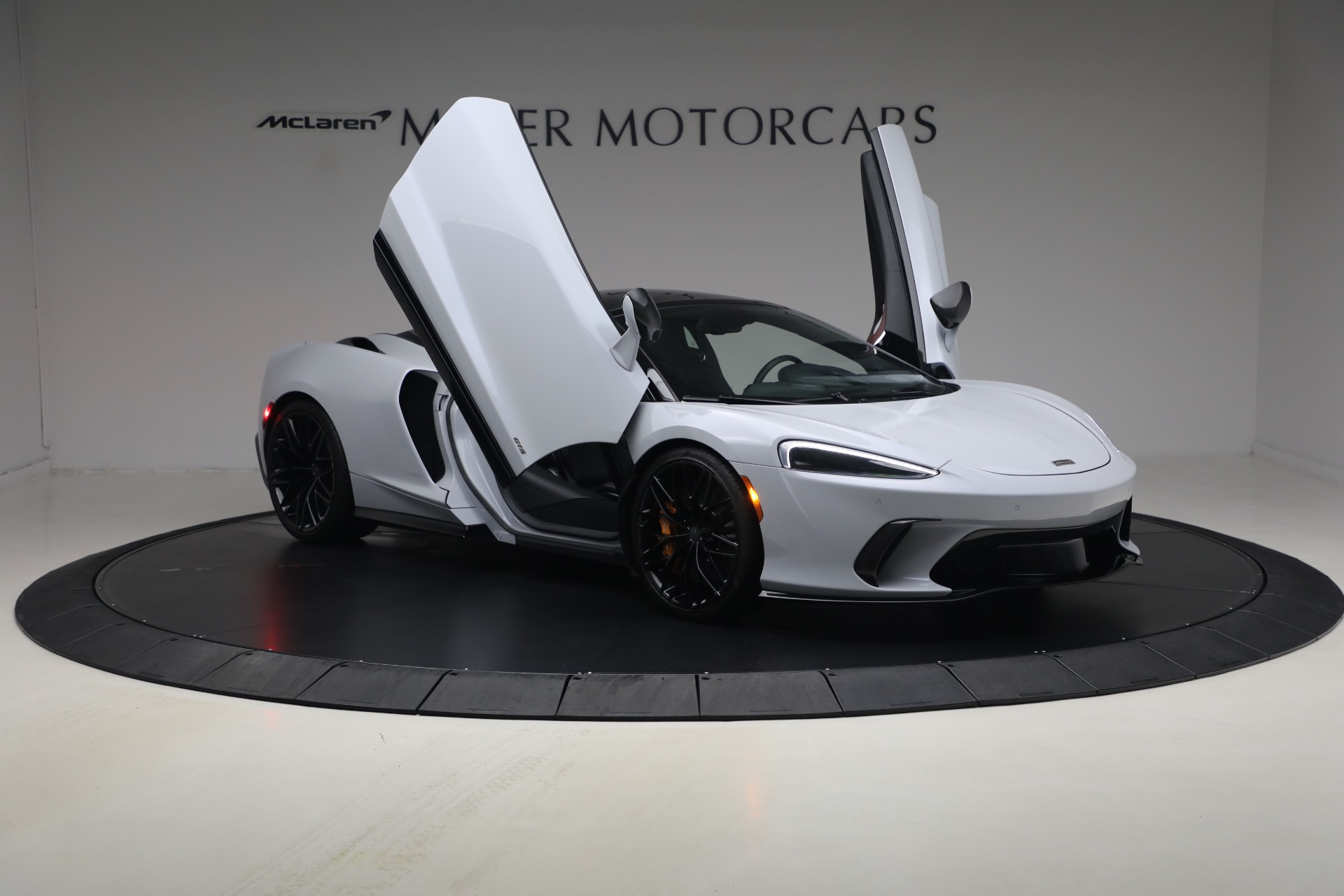 Used-2025-McLaren-GTS-Performance