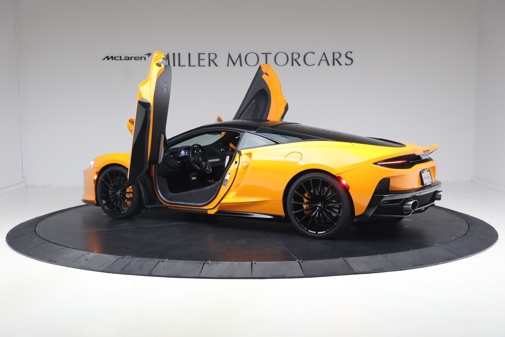Used-2023-McLaren-GT