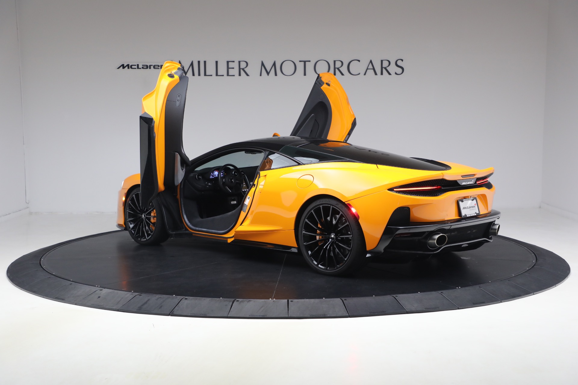 Used-2023-McLaren-GT