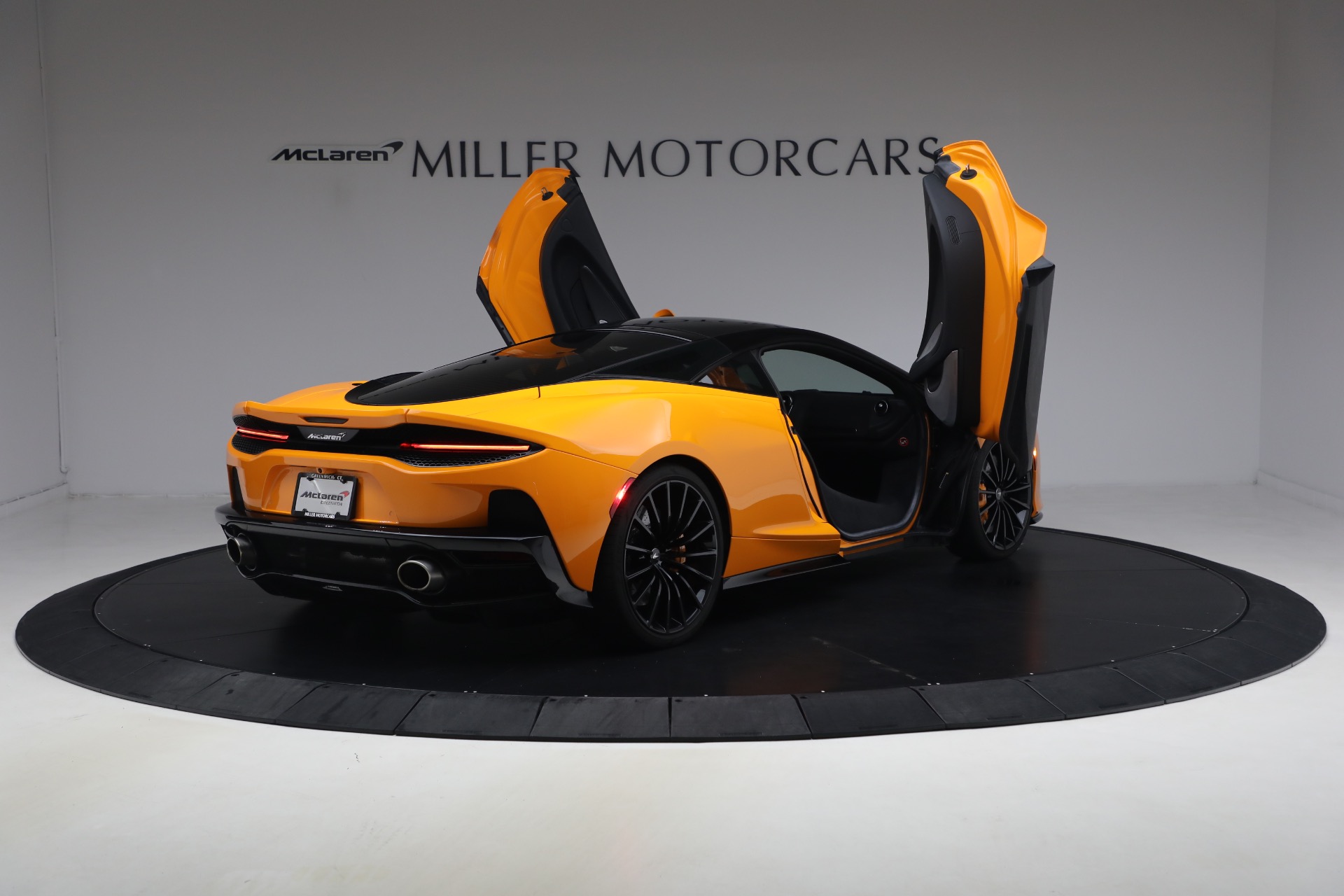 Used-2023-McLaren-GT