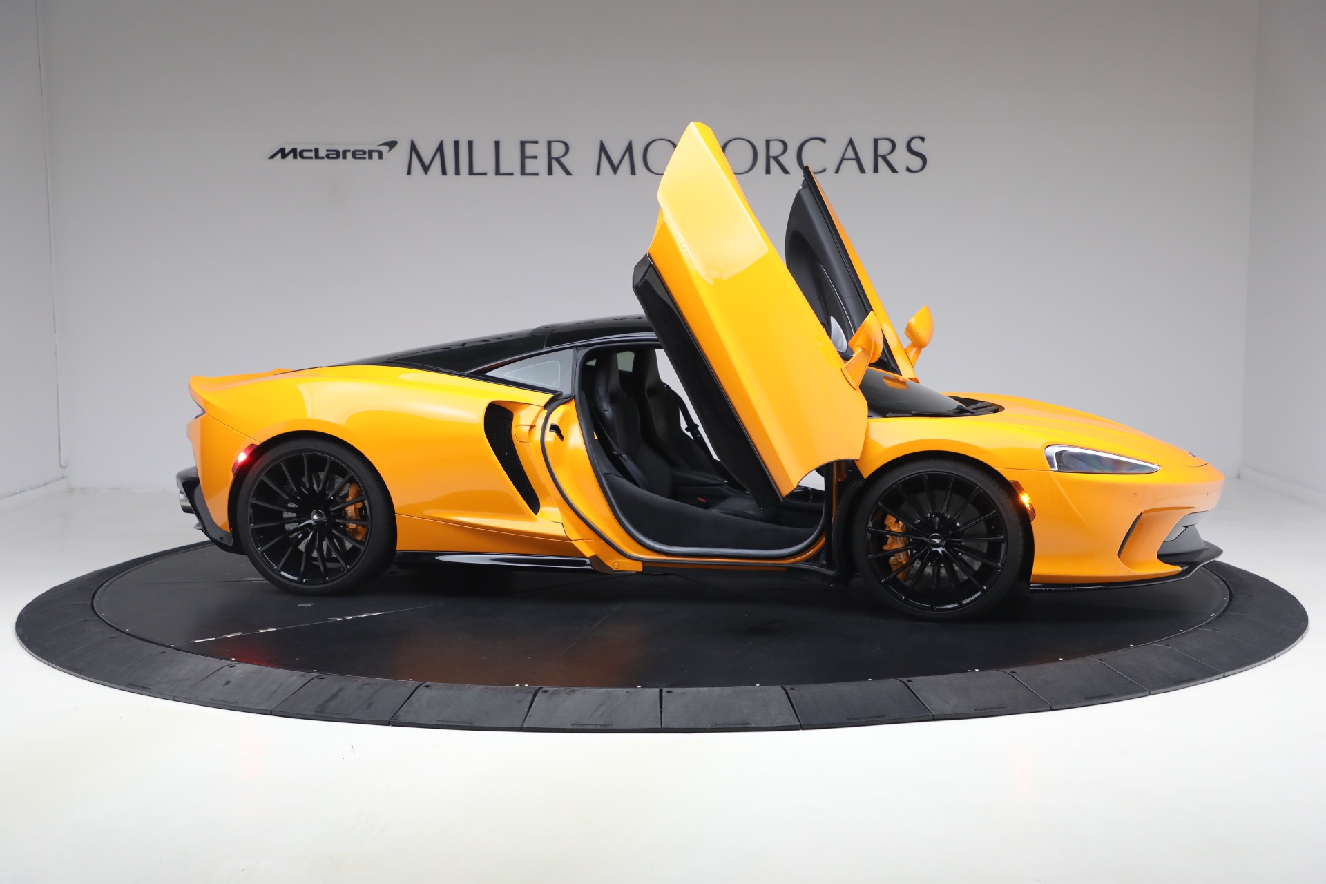 Used-2023-McLaren-GT