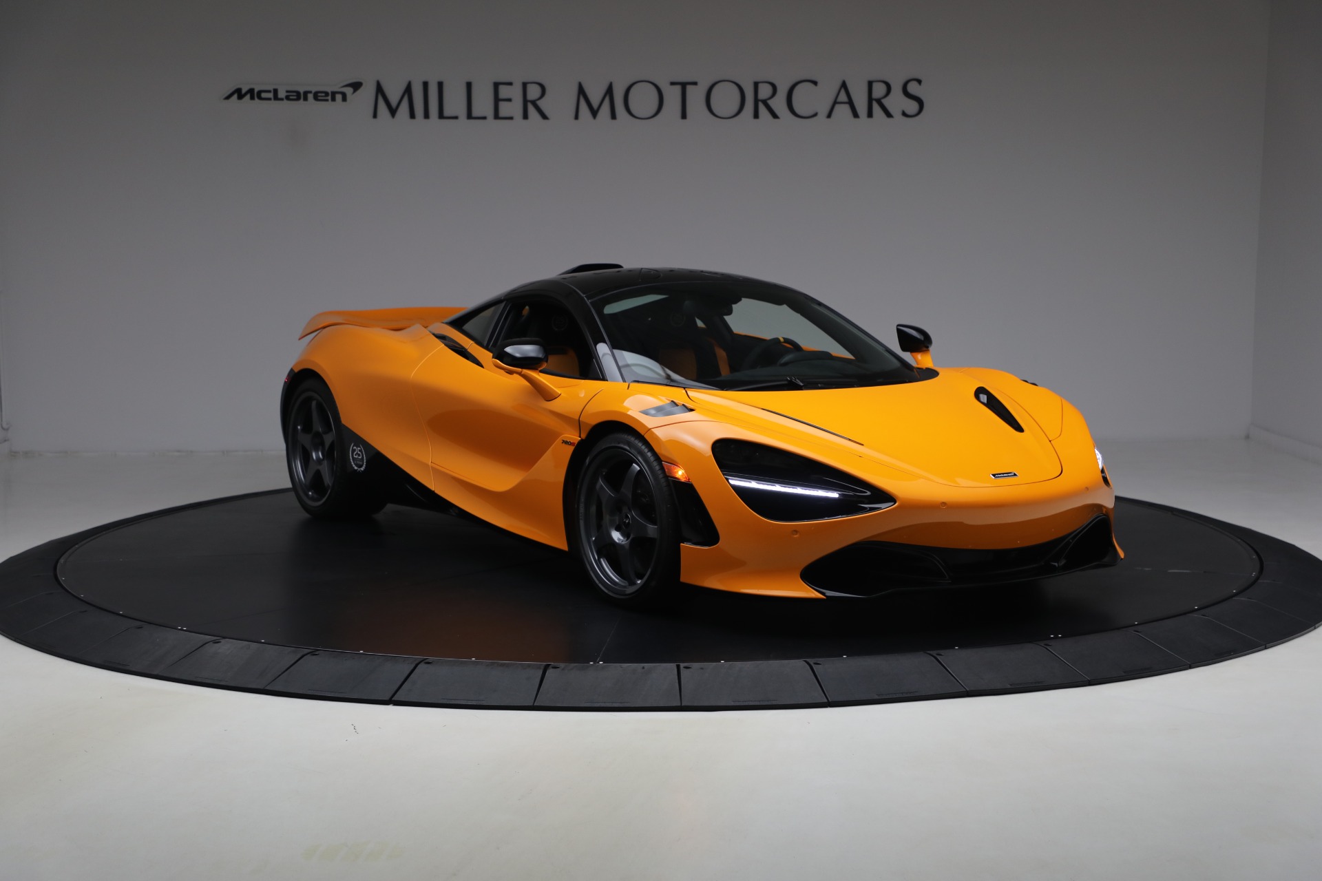 Used-2021-McLaren-720S-Le-Mans