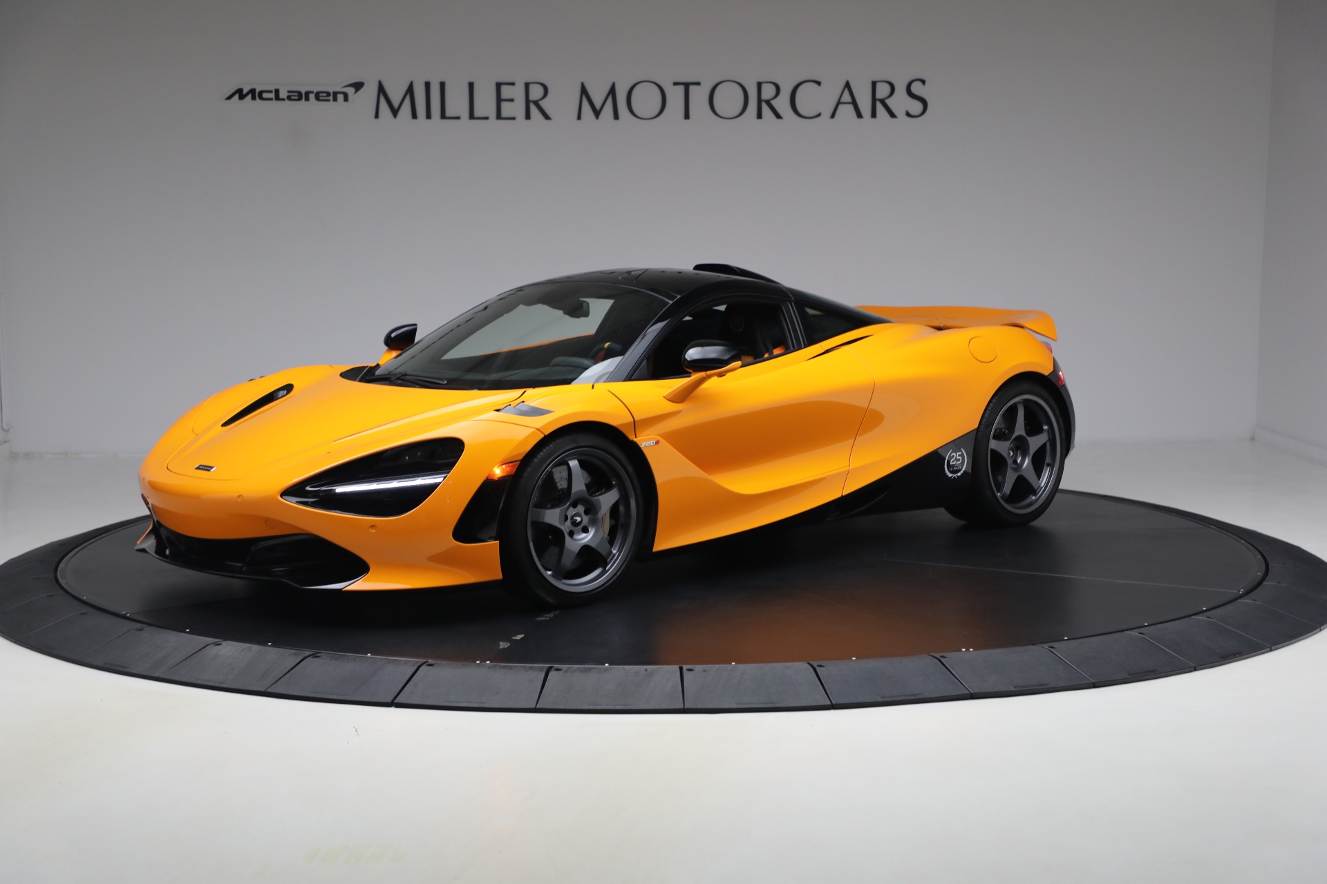 Used-2021-McLaren-720S-Le-Mans