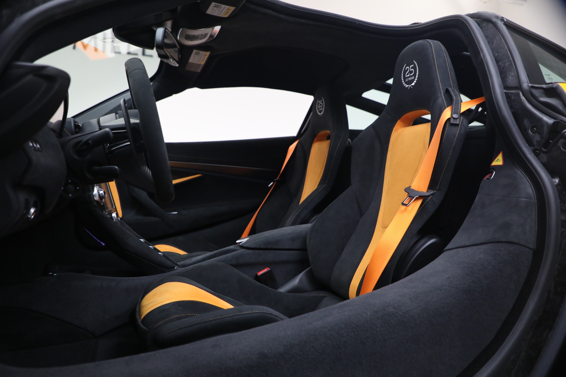 Used-2021-McLaren-720S-Le-Mans