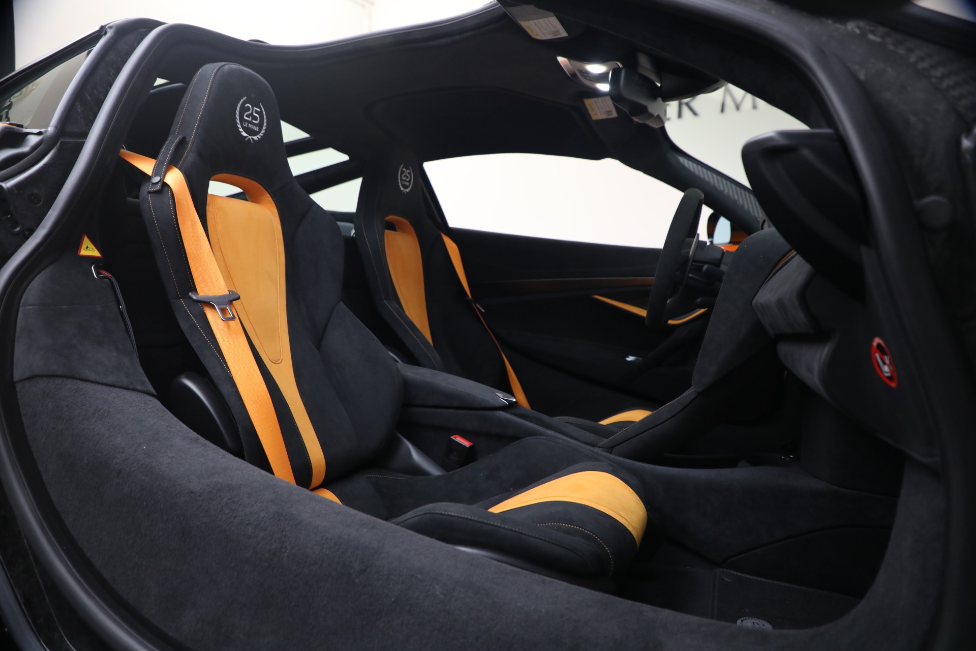 Used-2021-McLaren-720S-Le-Mans