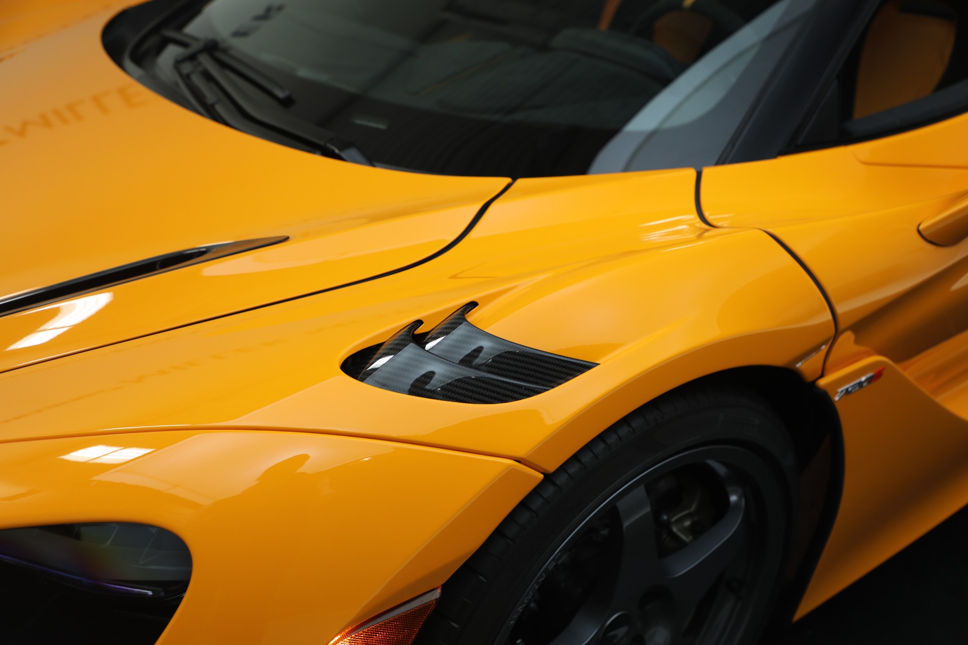Used-2021-McLaren-720S-Le-Mans