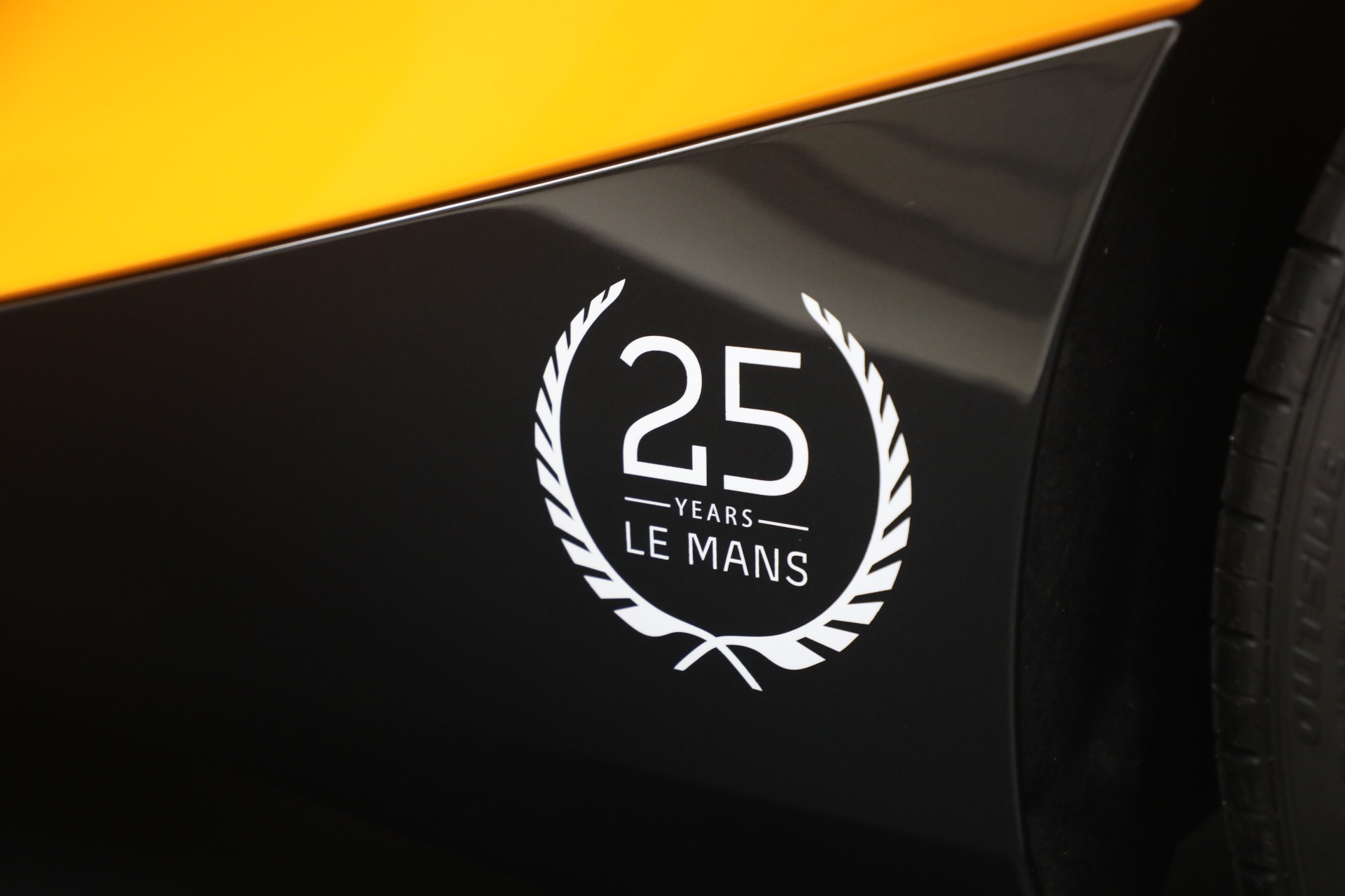 Used-2021-McLaren-720S-Le-Mans