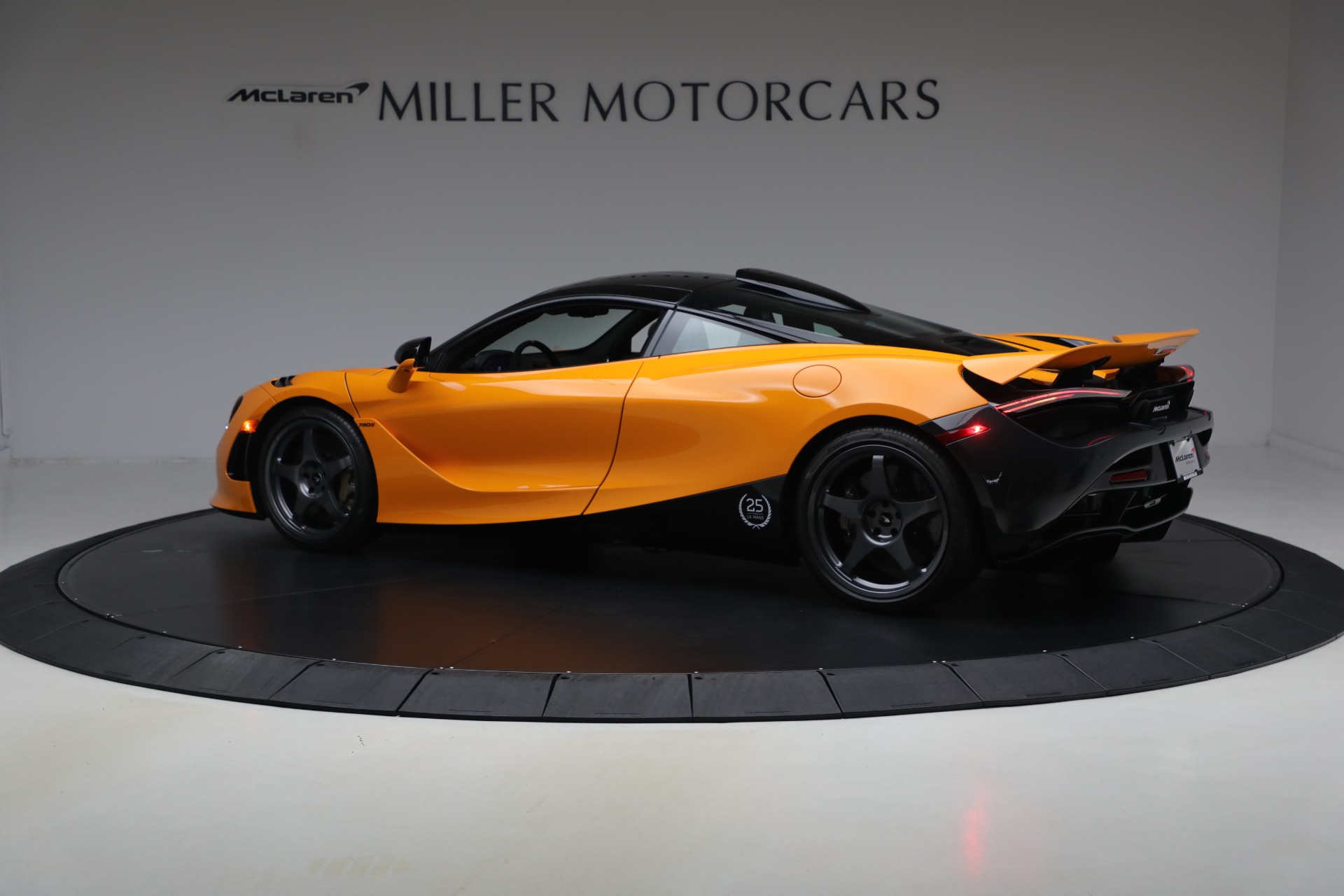 Used-2021-McLaren-720S-Le-Mans