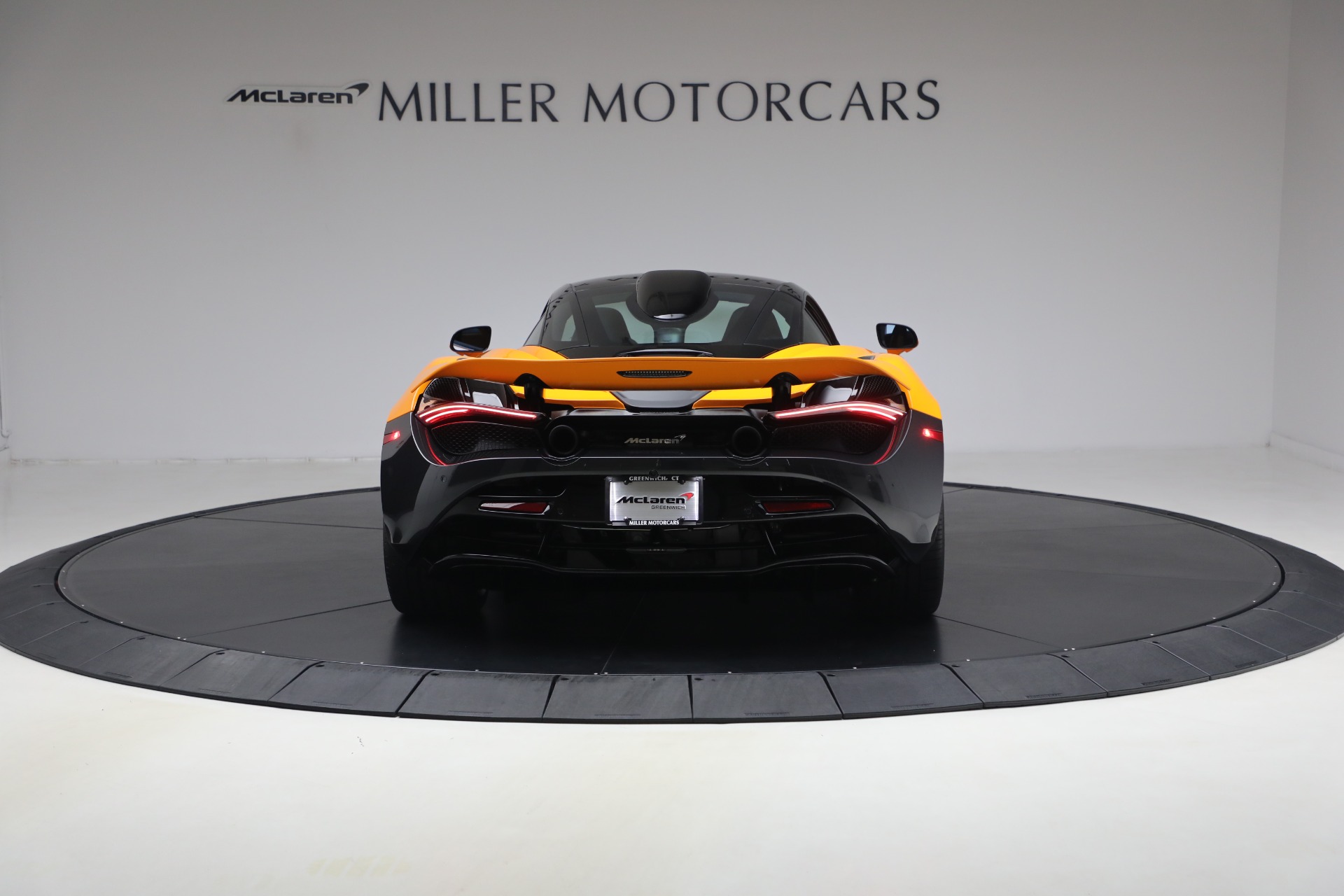 Used-2021-McLaren-720S-Le-Mans