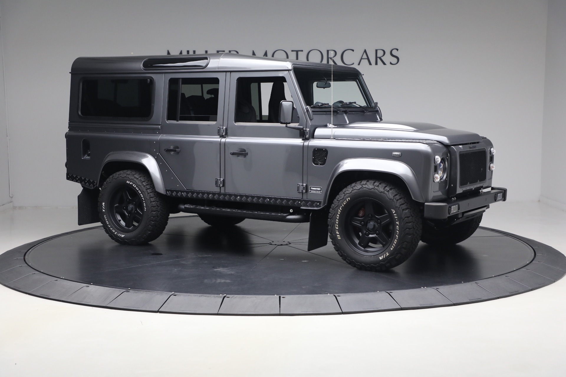 Used-2024-Land-Rover-Twisted-T110-Station-Wagon