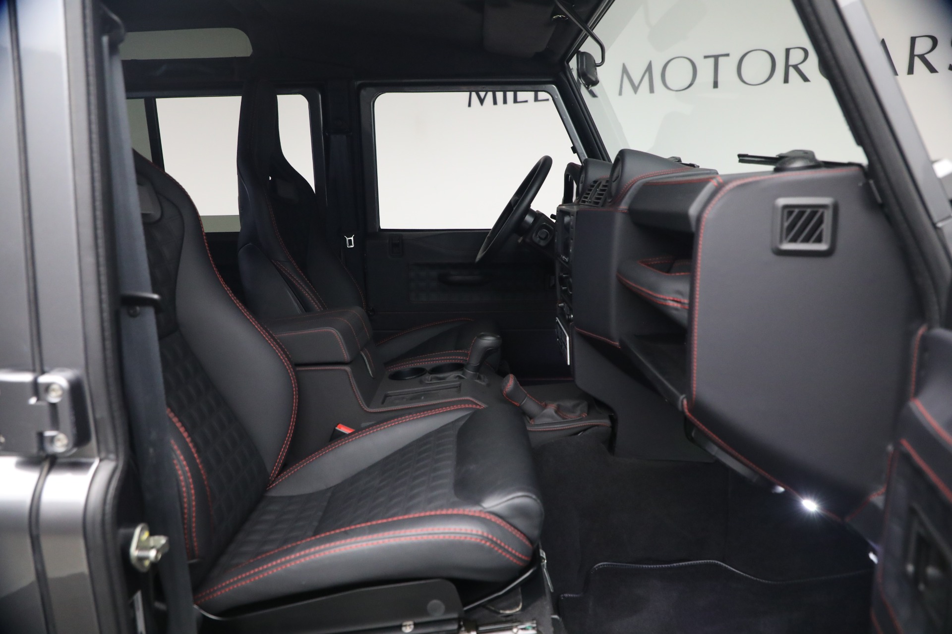 Used-2024-Land-Rover-Twisted-T110-Station-Wagon