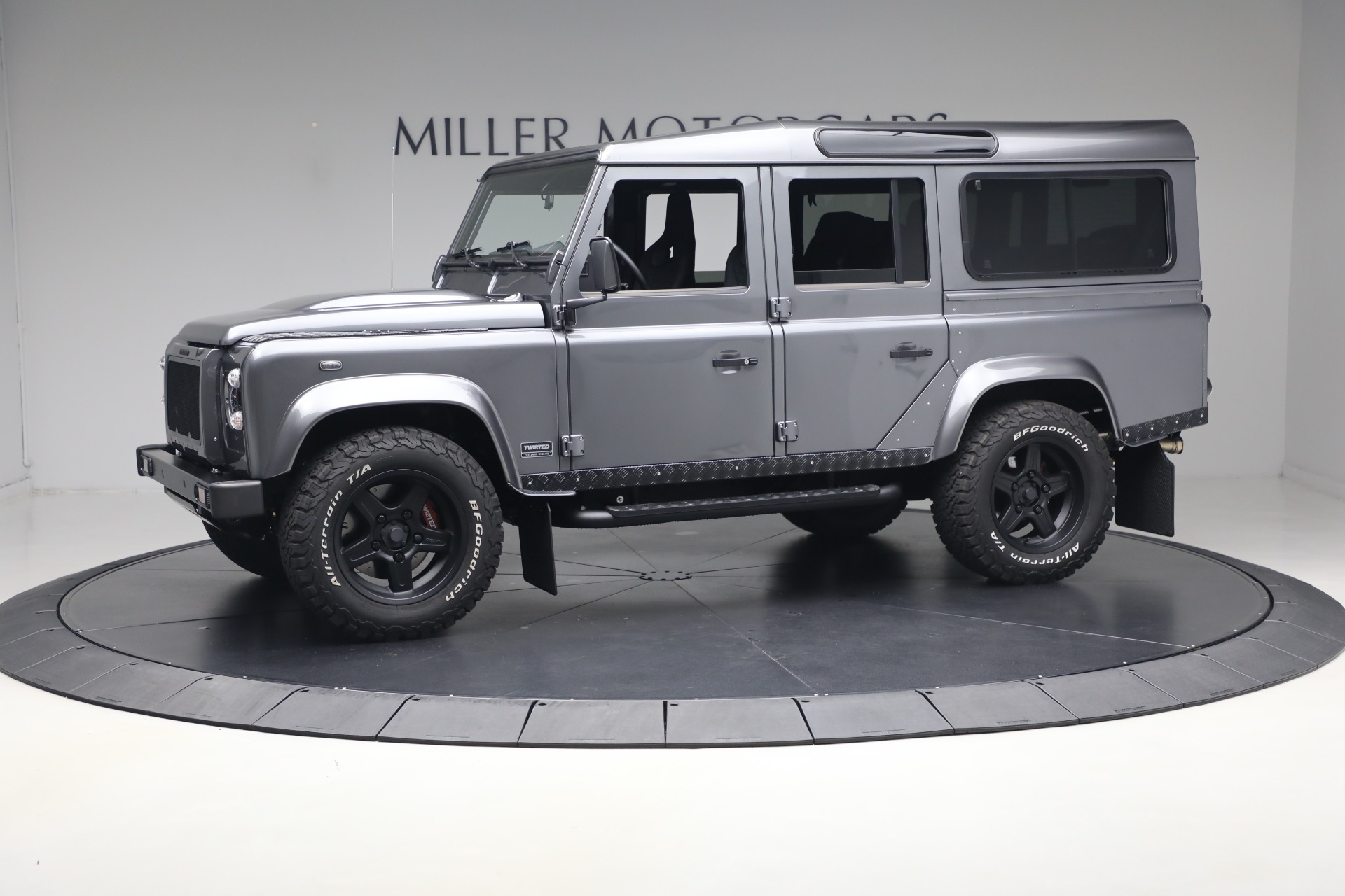 Used-2024-Land-Rover-Twisted-T110-Station-Wagon