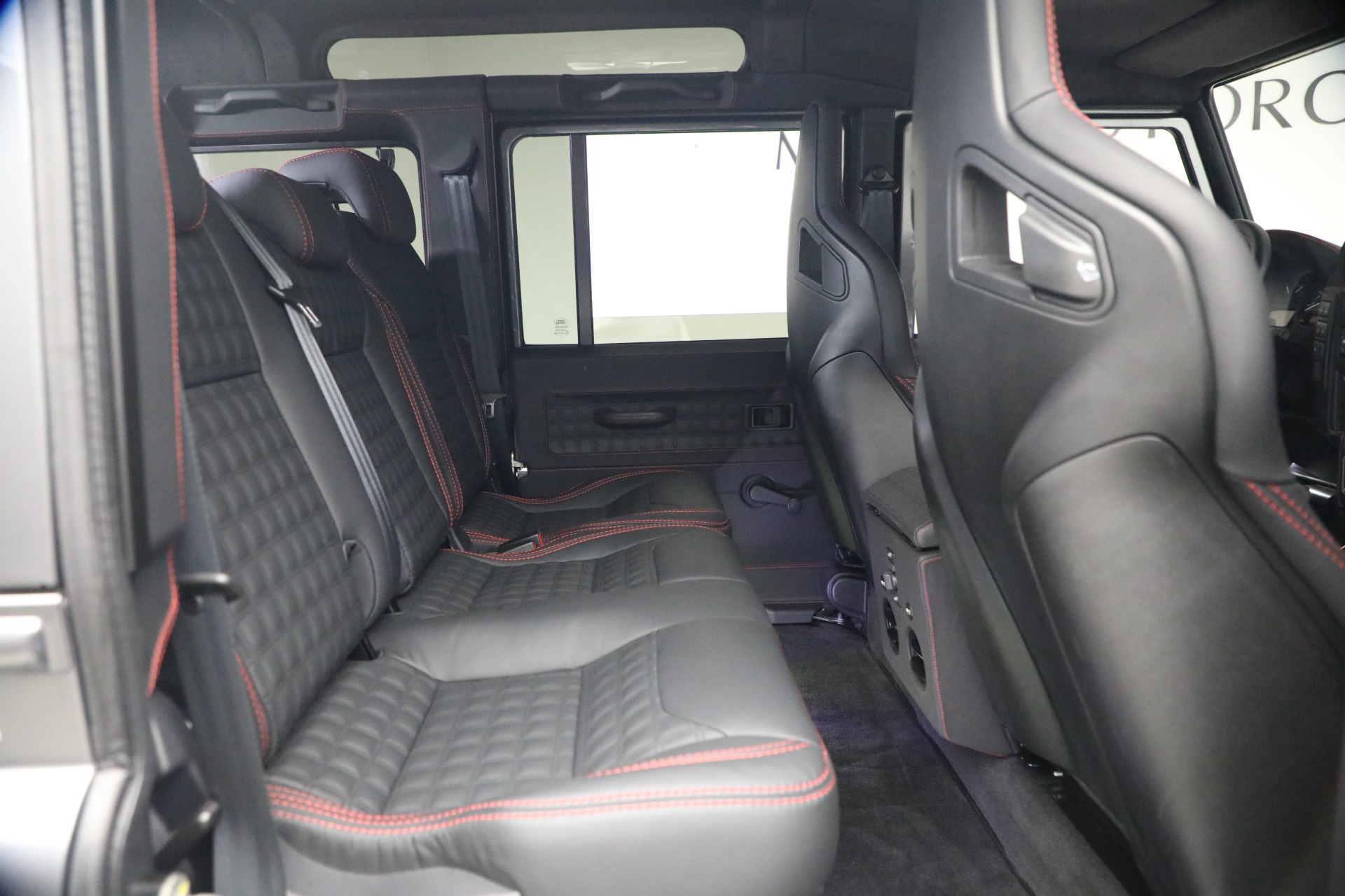 Used-2024-Land-Rover-Twisted-T110-Station-Wagon