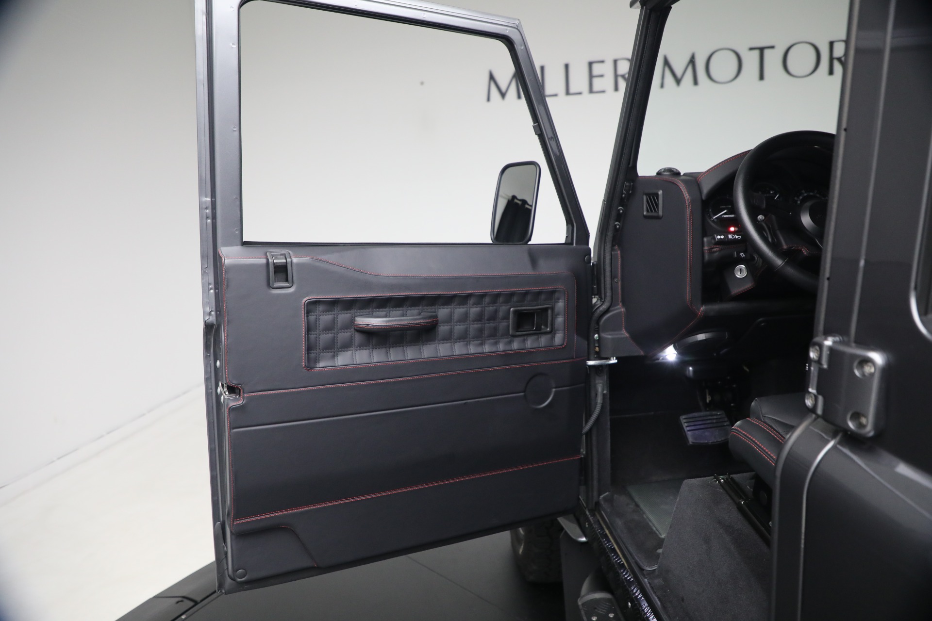 Used-2024-Land-Rover-Twisted-T110-Station-Wagon