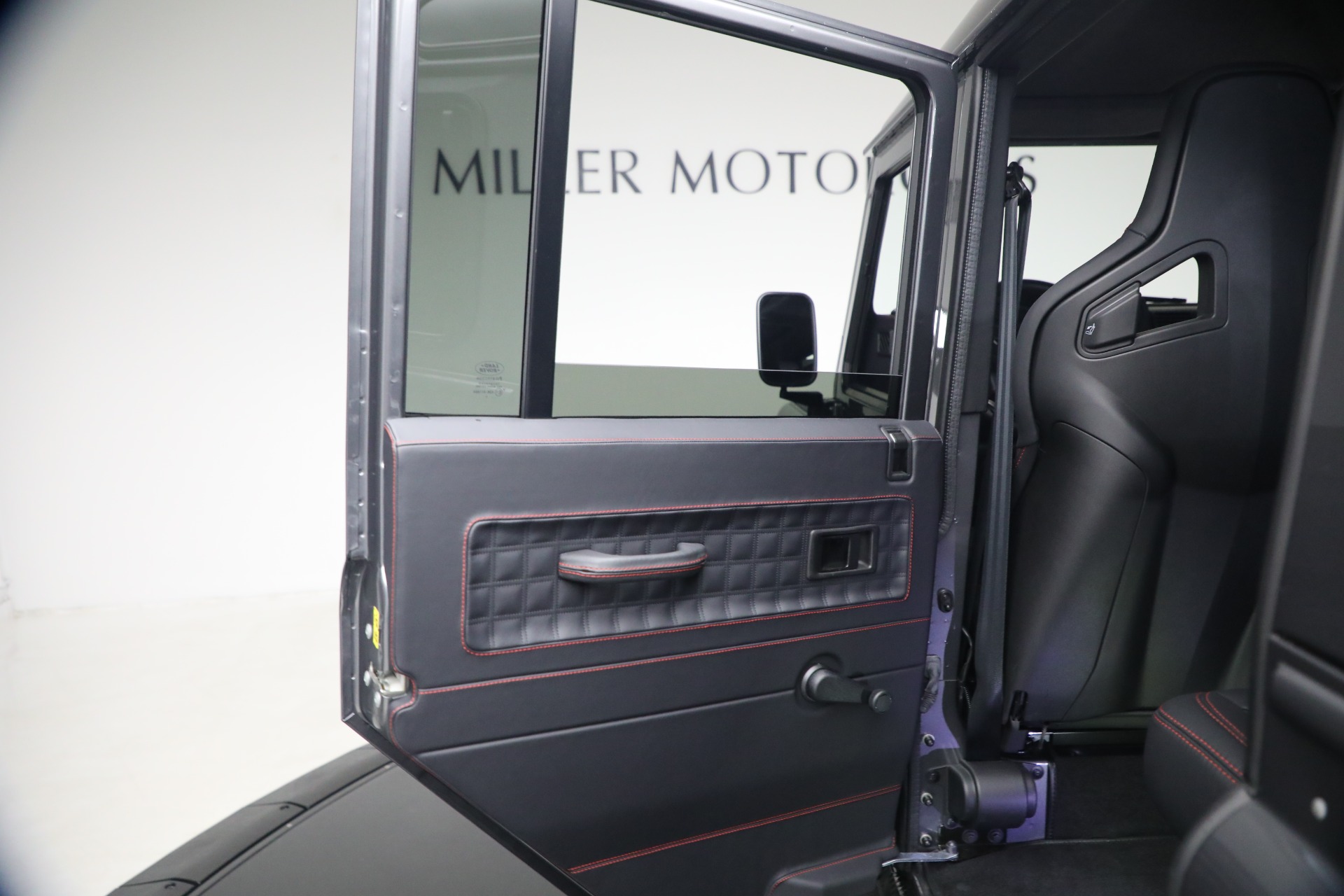 Used-2024-Land-Rover-Twisted-T110-Station-Wagon