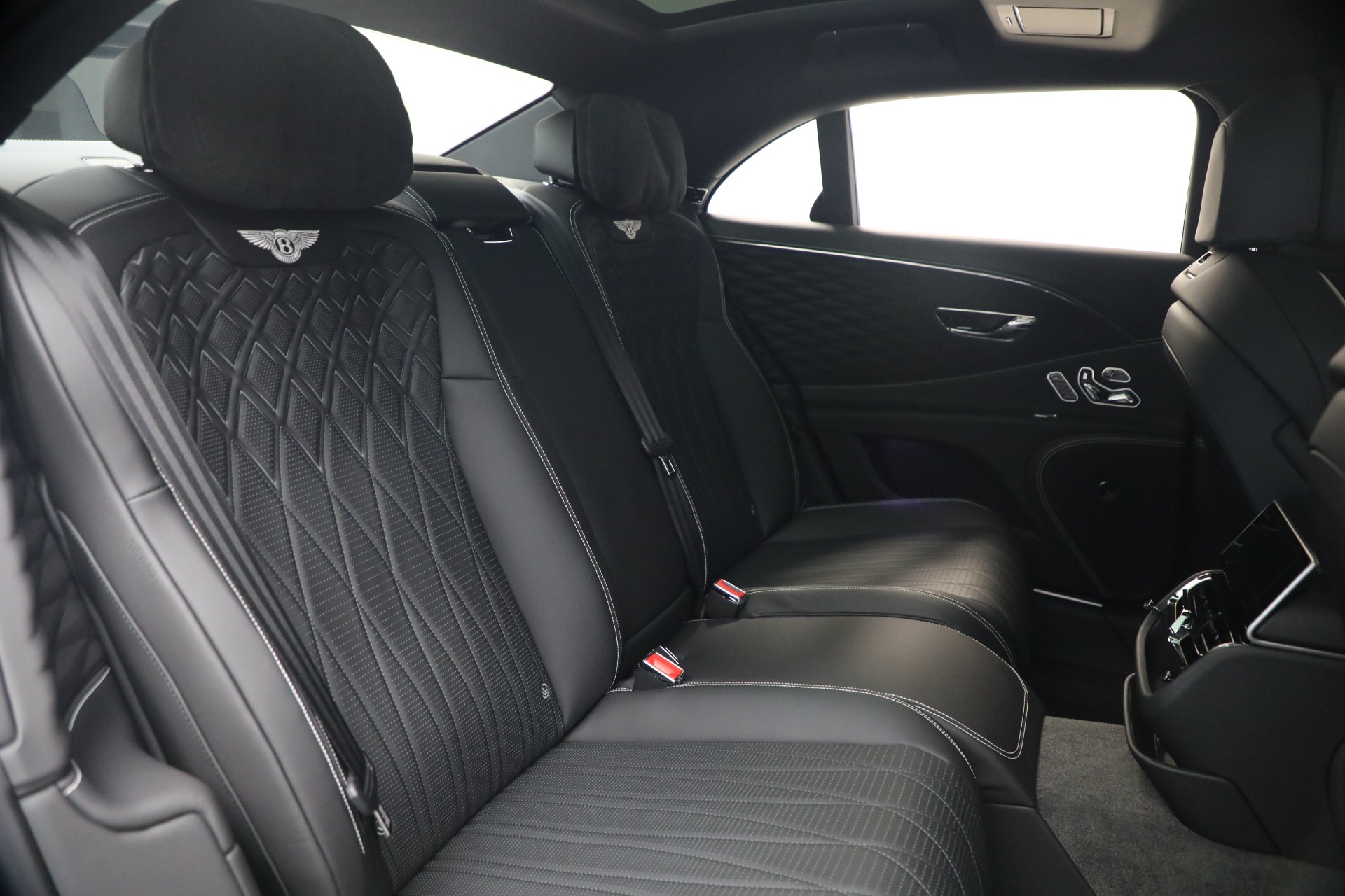 Used-2022-Bentley-Flying-Spur-W12