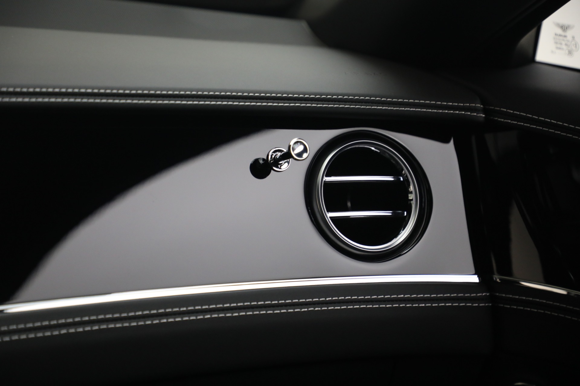 Used-2022-Bentley-Flying-Spur-W12