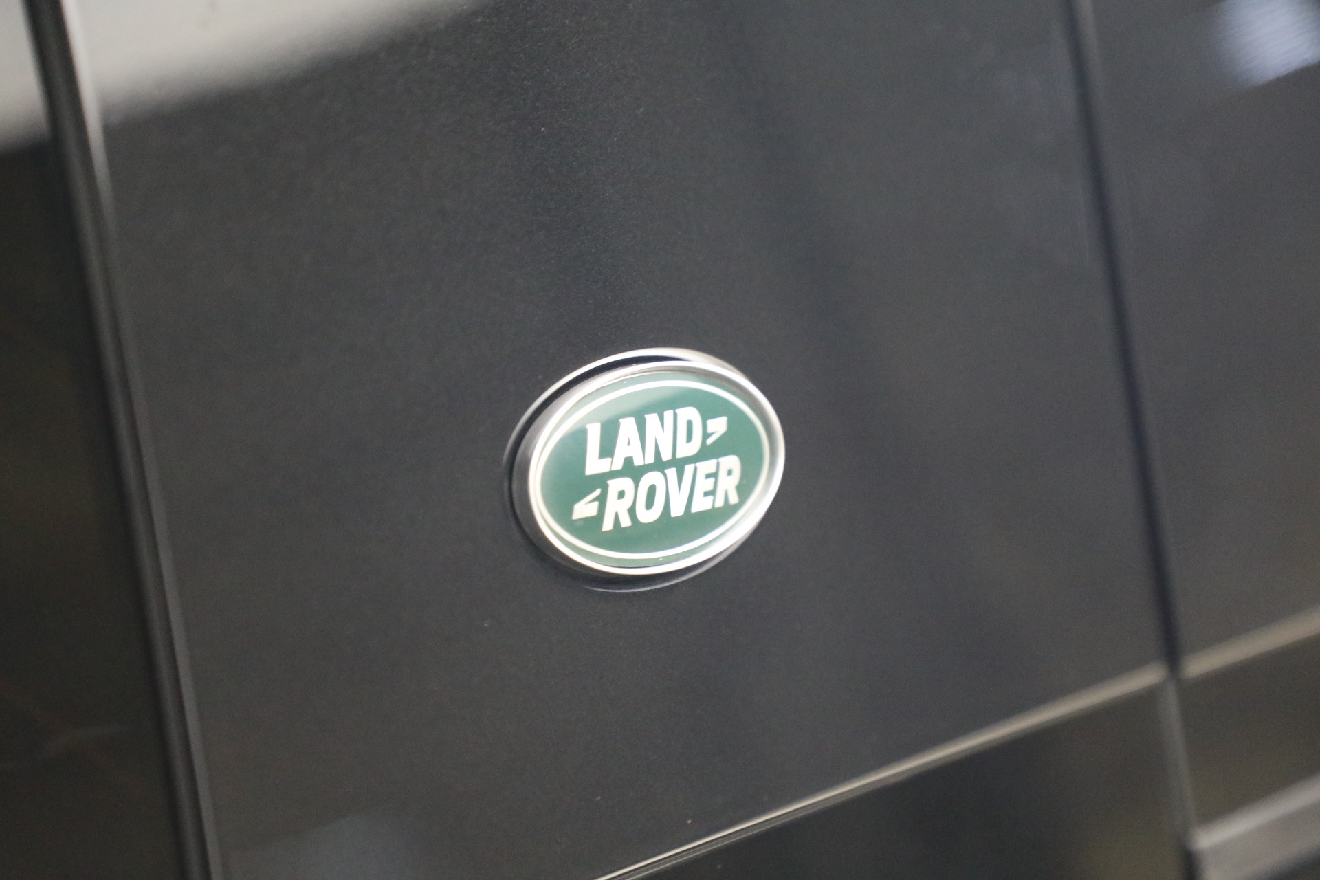 Used-2024-Land-Rover-Defender-110-V8-P525