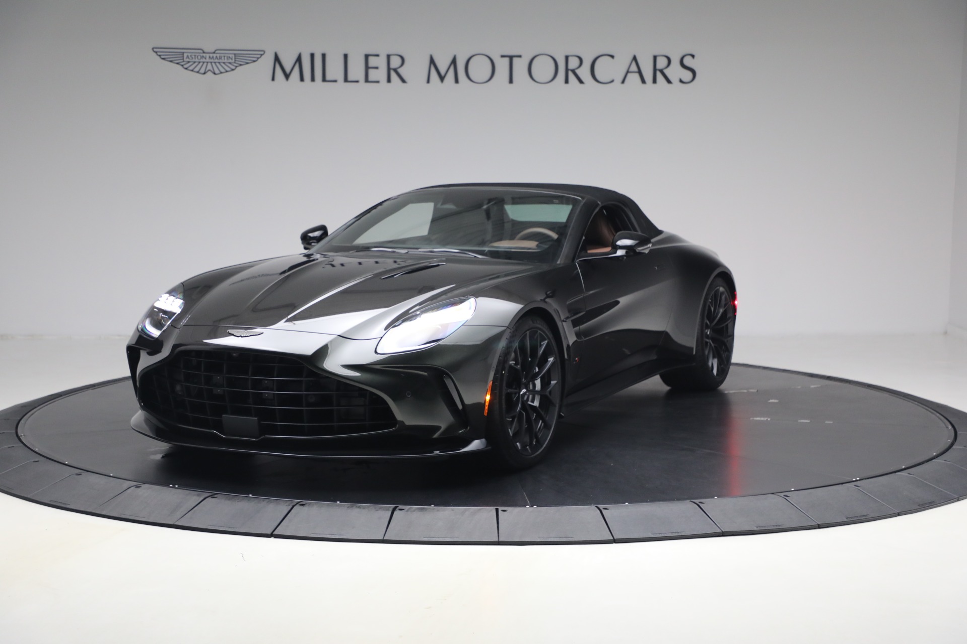 New-2026-Aston-Martin-Vantage-S-Roadster
