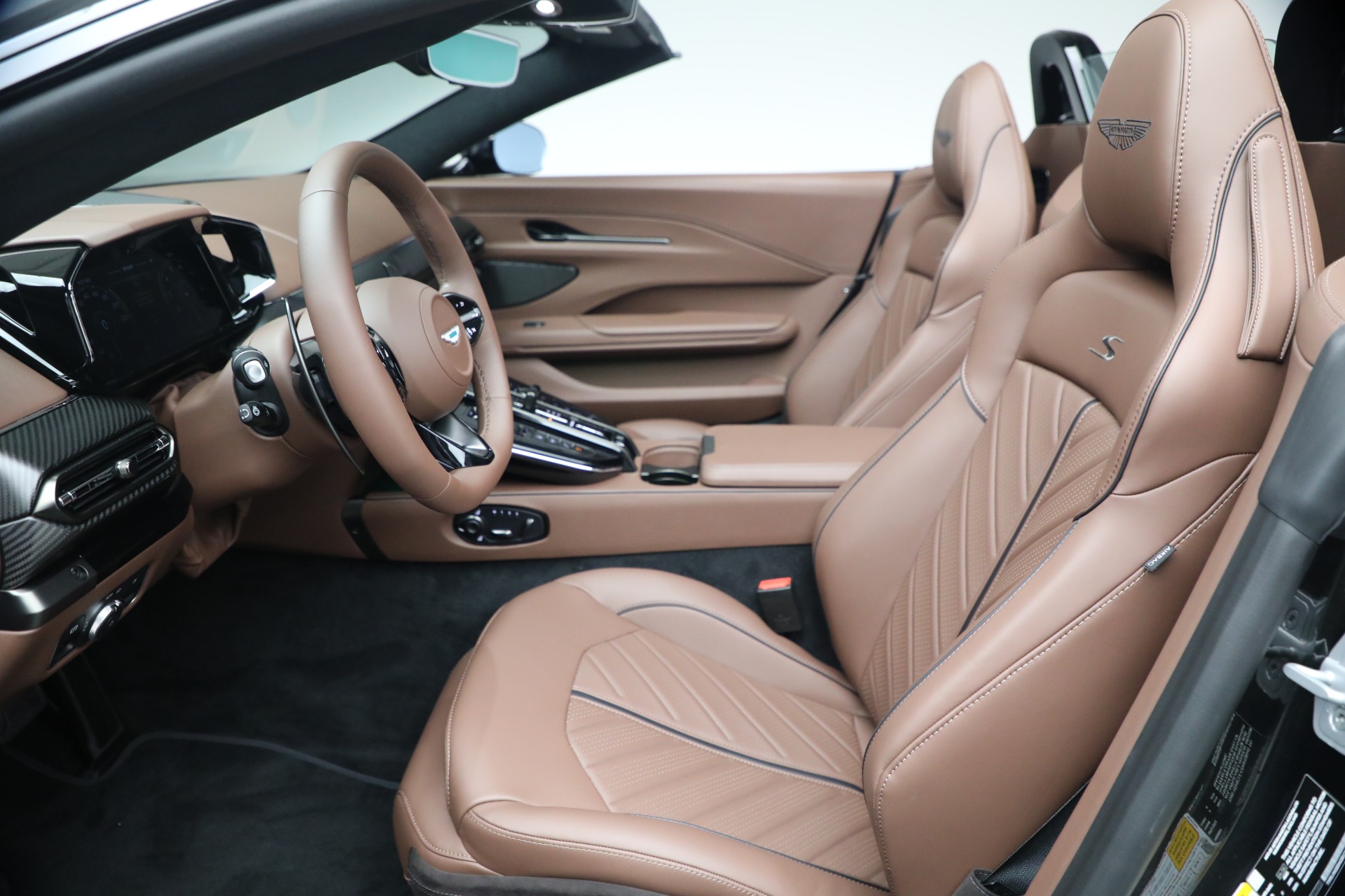 New-2026-Aston-Martin-Vantage-S-Roadster