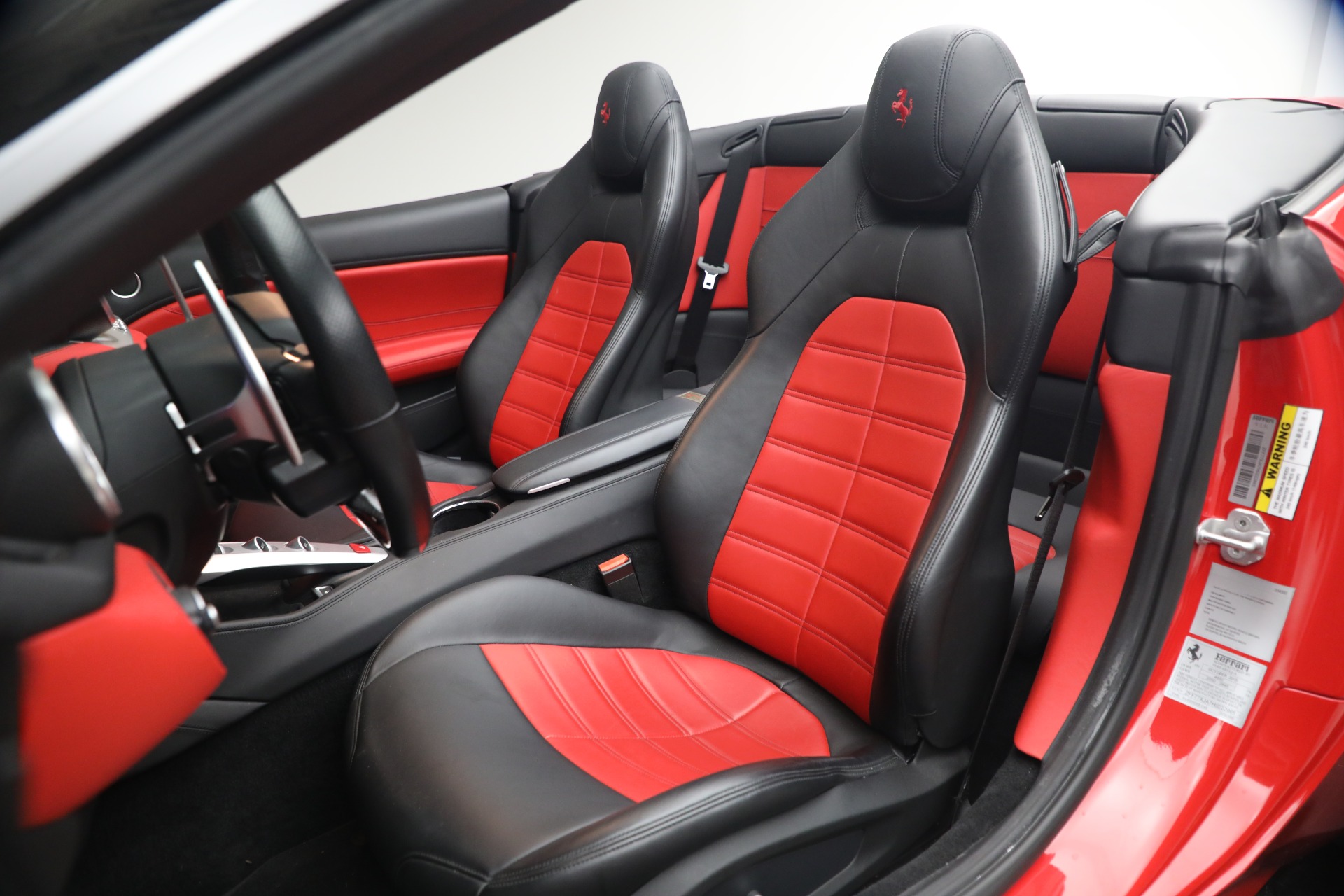 Used-2017-Ferrari-California-T