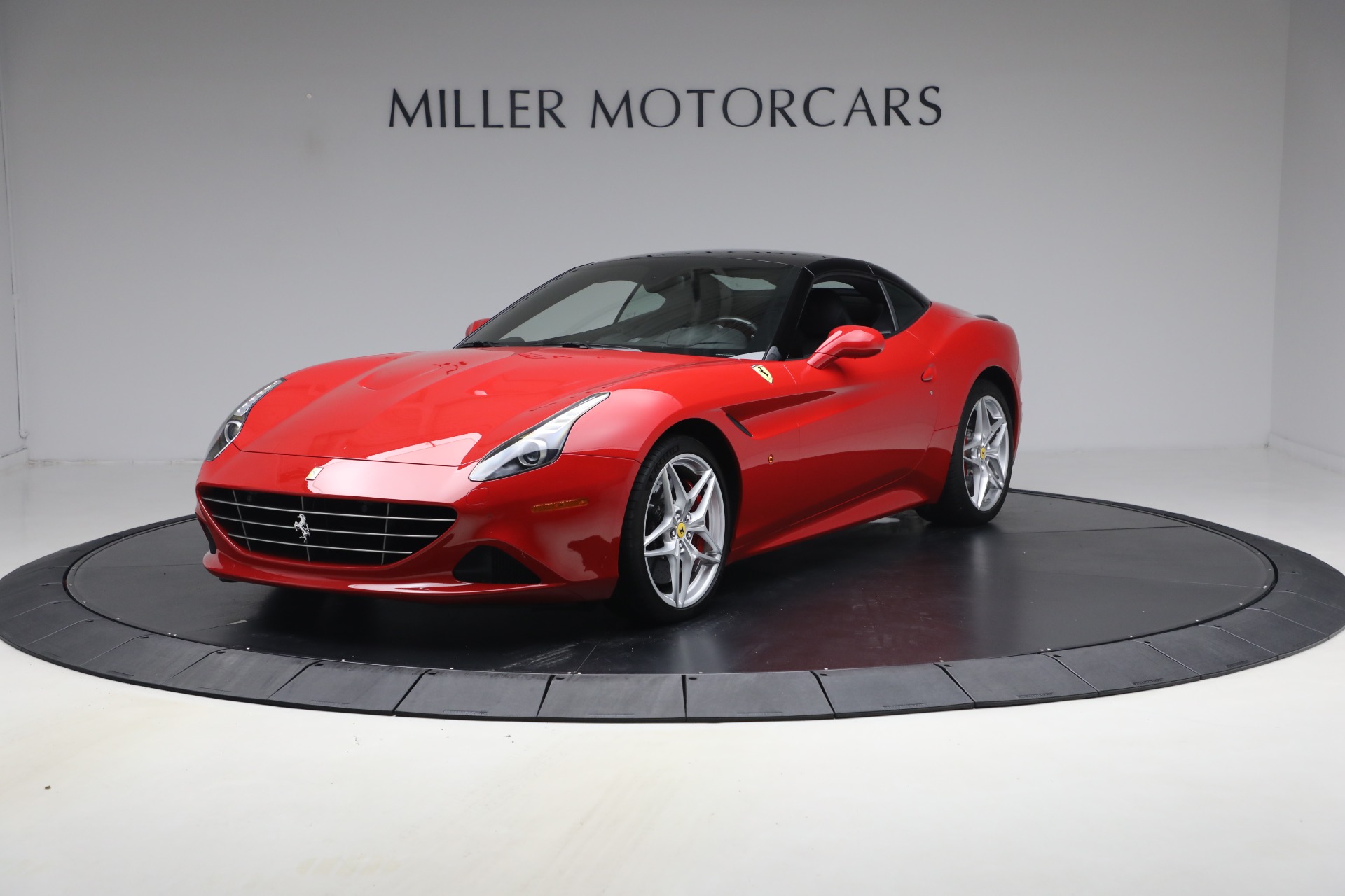 Used-2017-Ferrari-California-T