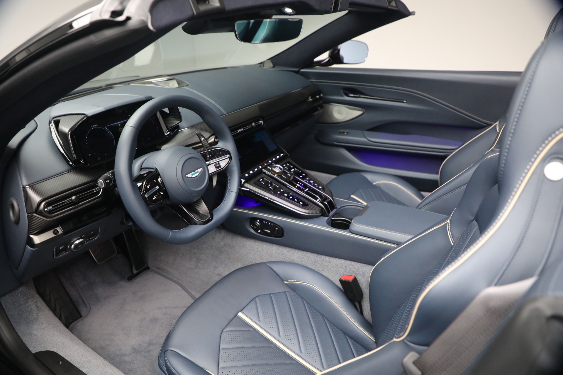 New-2026-Aston-Martin-Vantage-S-Roadster