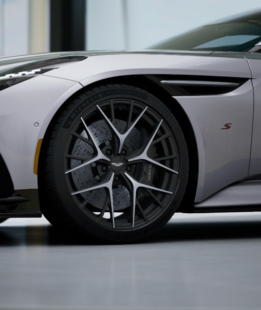 New-2026-Aston-Martin-DB12-S-Volante