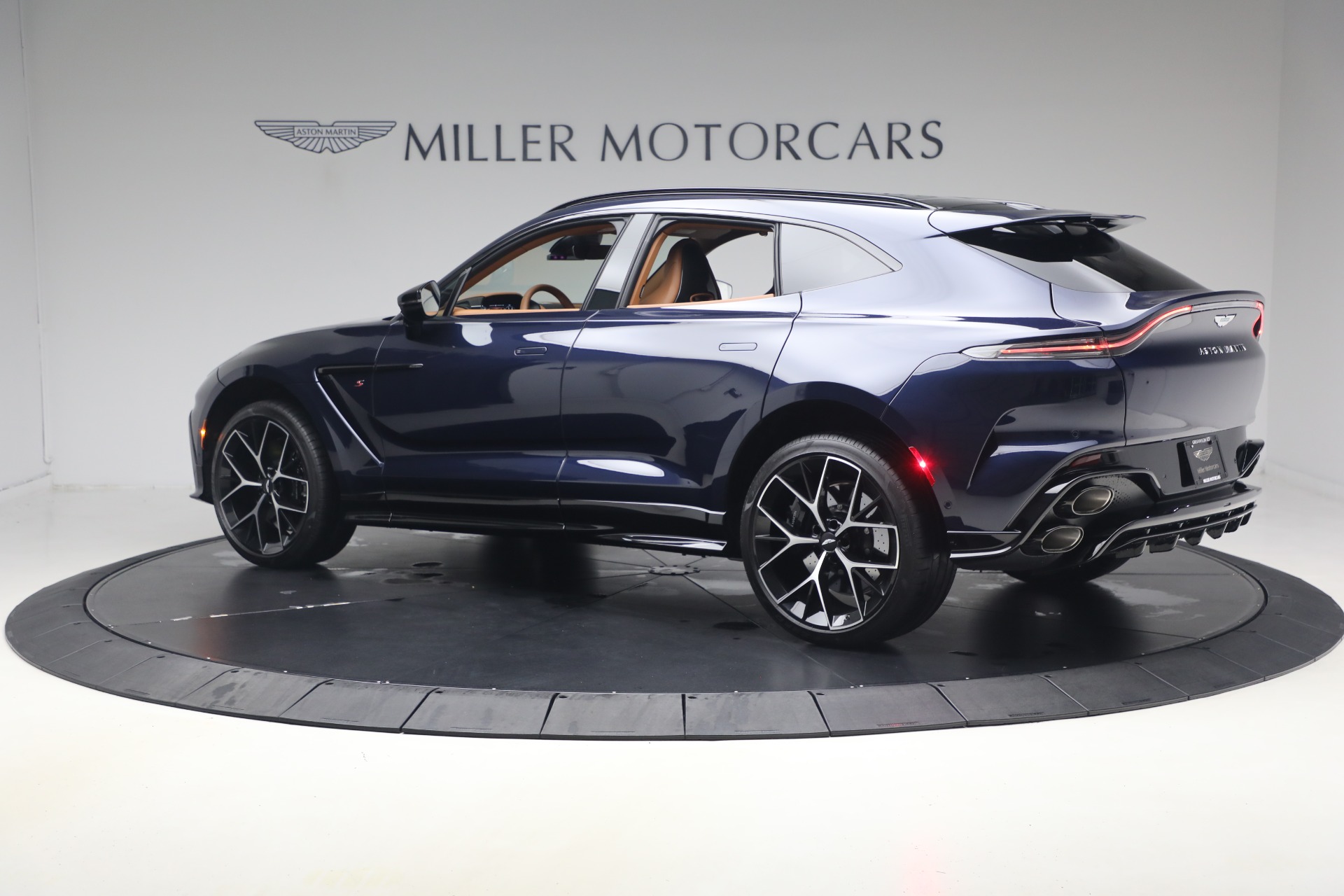 Used-2026-Aston-Martin-DBX-S