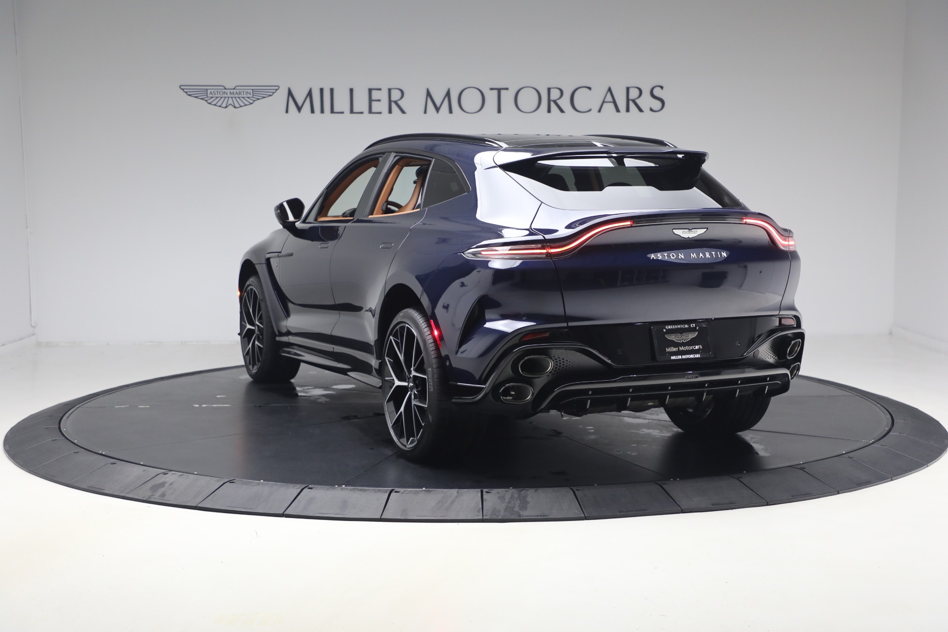 Used-2026-Aston-Martin-DBX-S