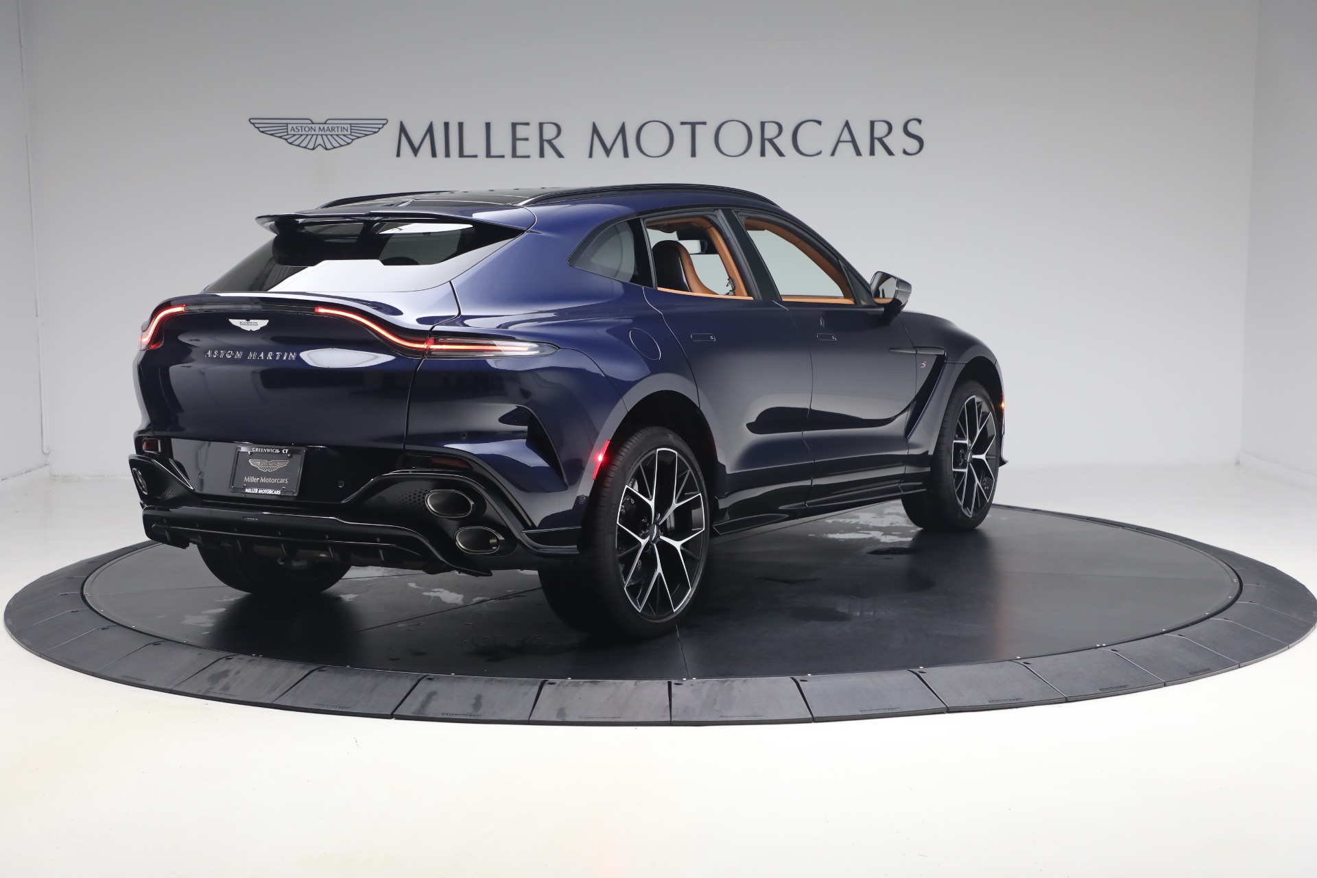 Used-2026-Aston-Martin-DBX-S