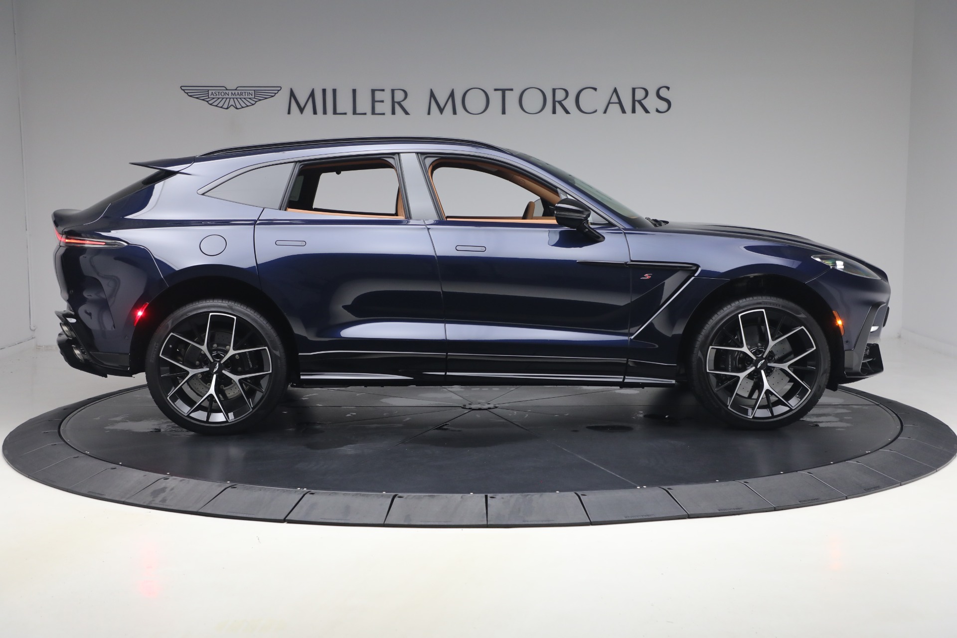 Used-2026-Aston-Martin-DBX-S