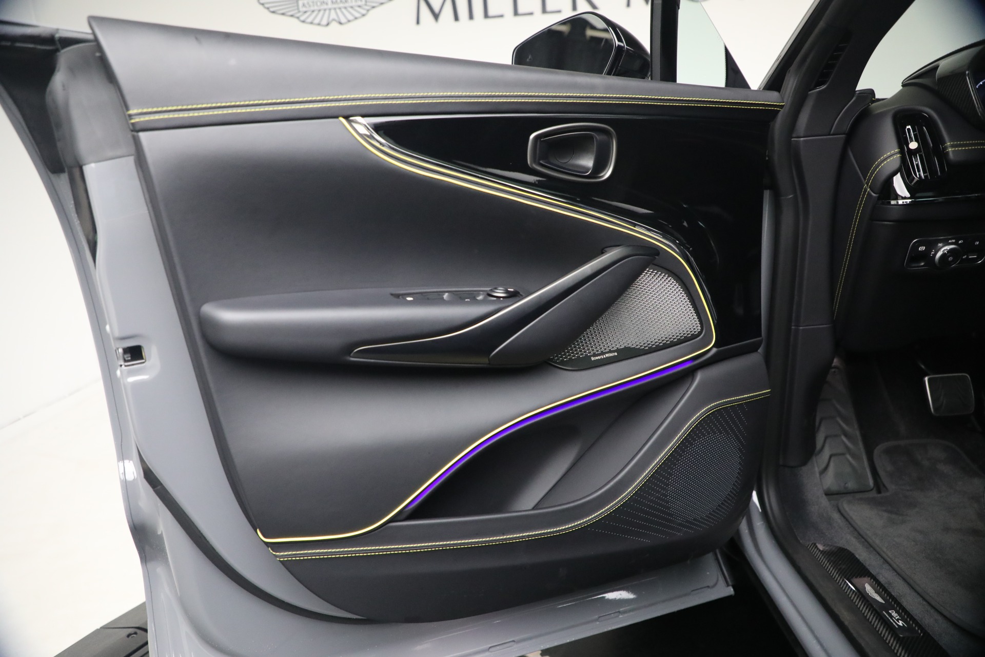 Used-2026-Aston-Martin-DBX-S