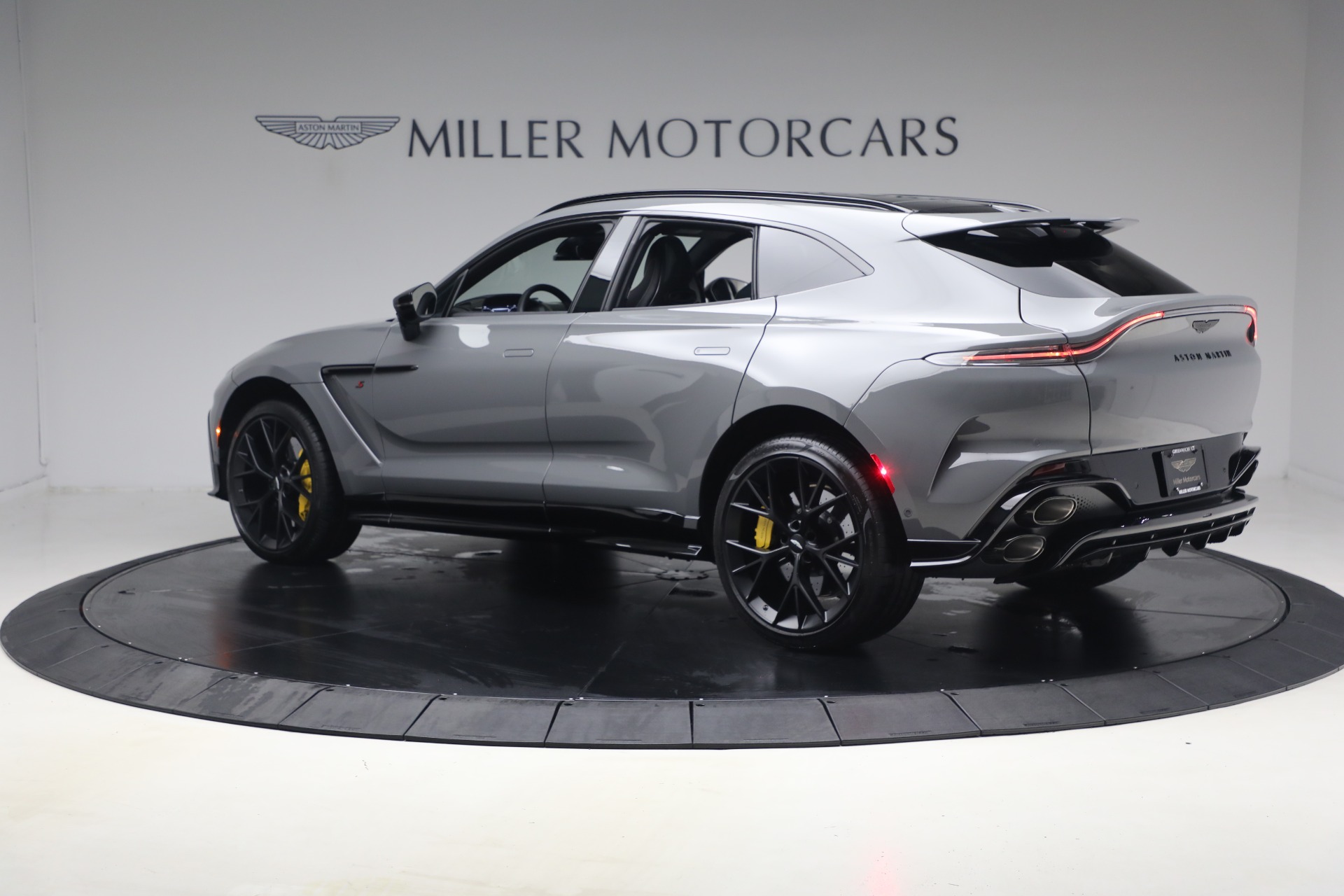 Used-2026-Aston-Martin-DBX-S