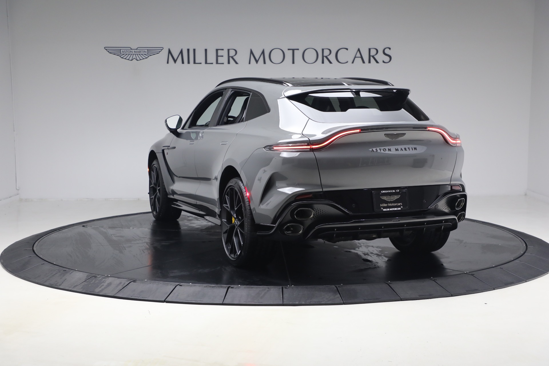 Used-2026-Aston-Martin-DBX-S