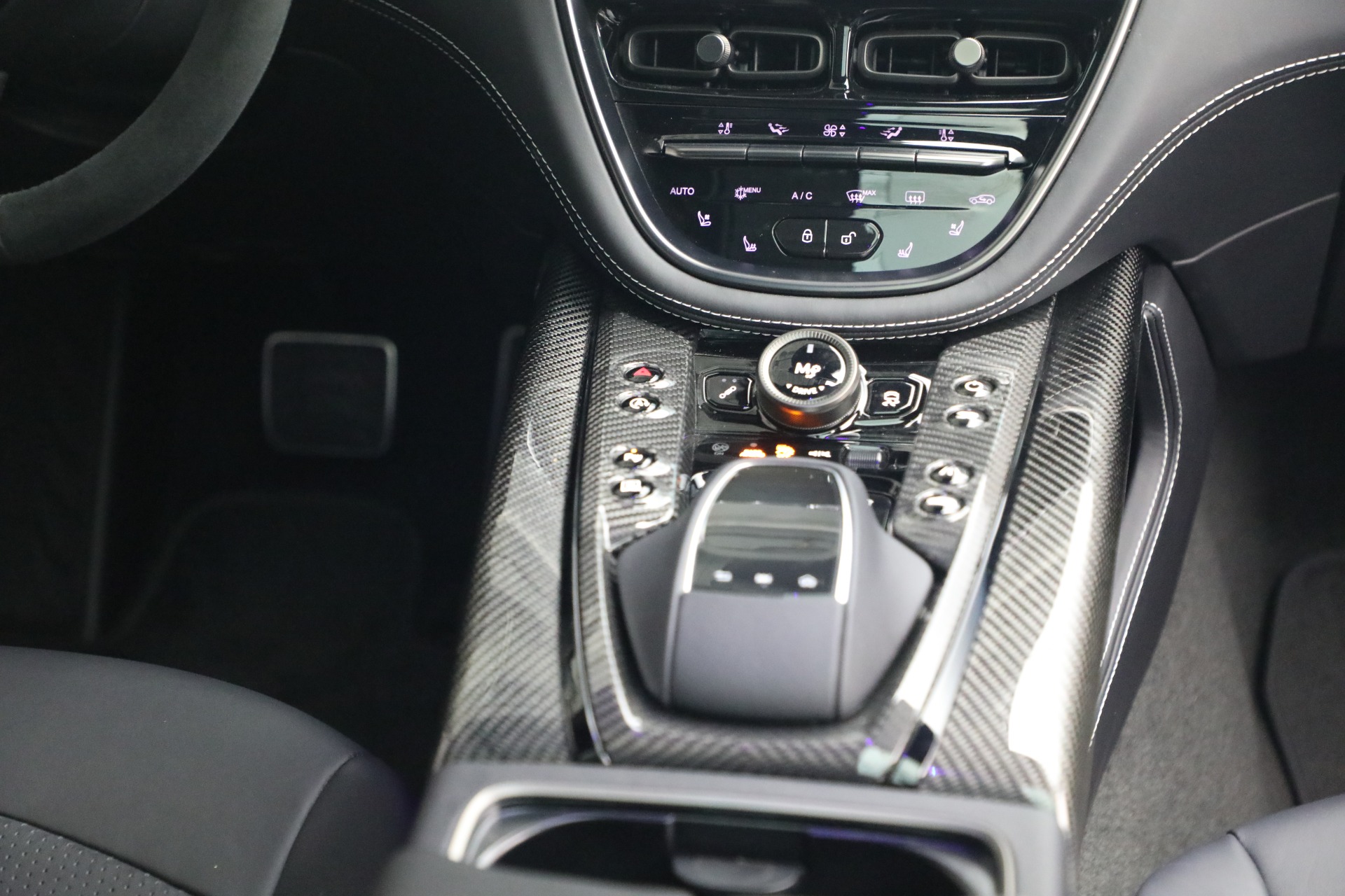 Used-2023-Aston-Martin-DBX-707