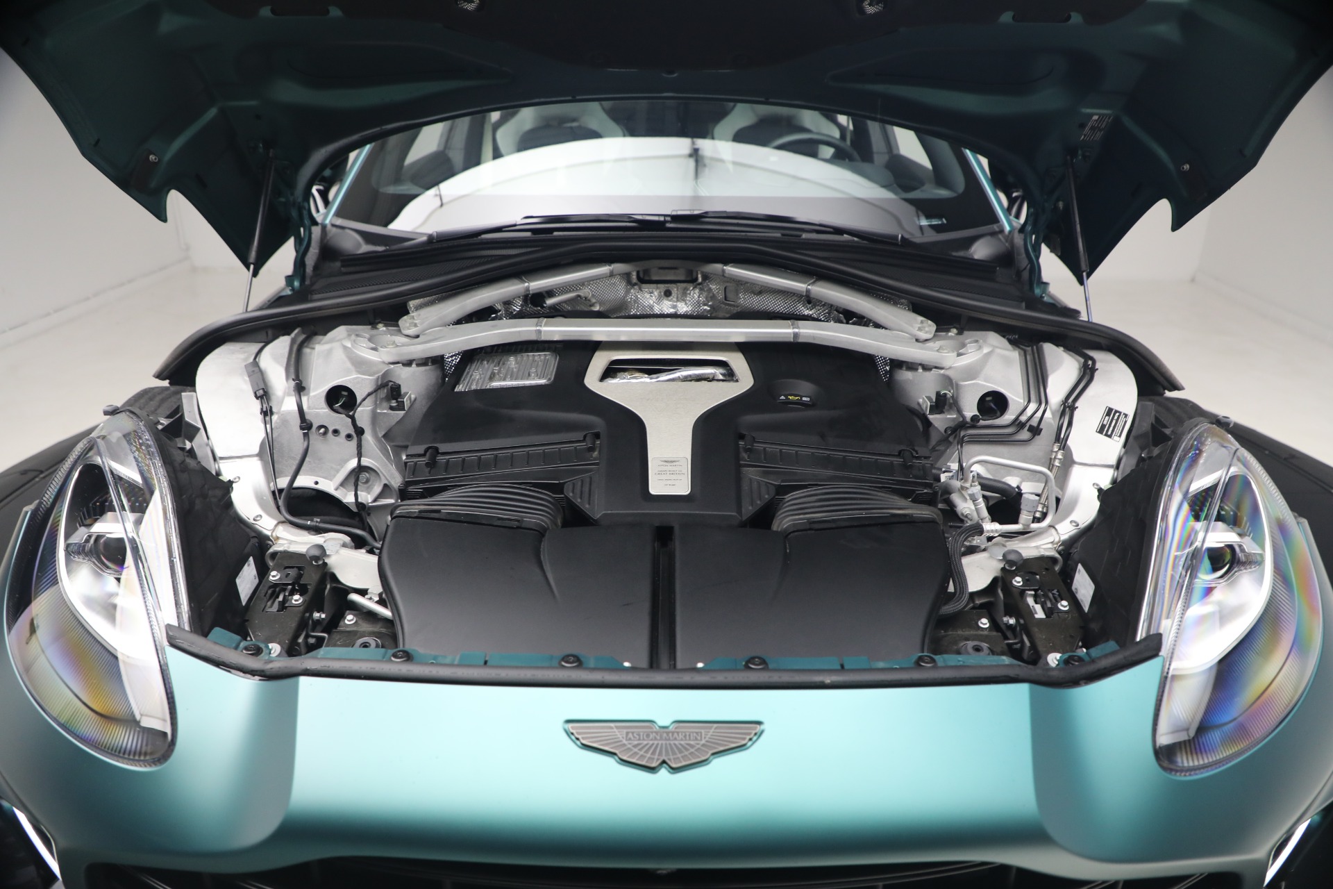 Used-2023-Aston-Martin-DBX-707