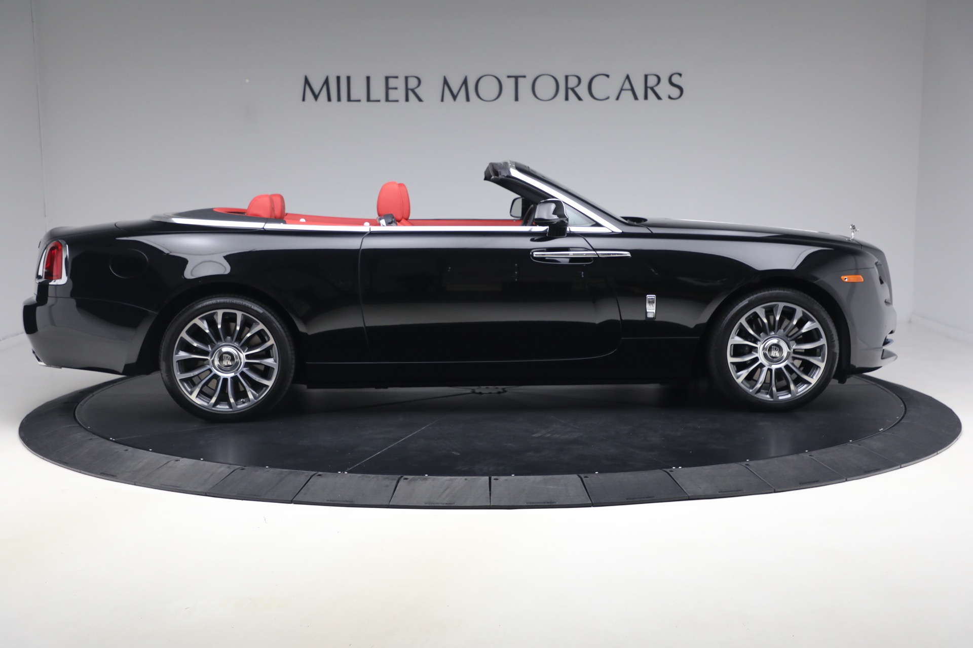Used-2020-Rolls-Royce-Dawn