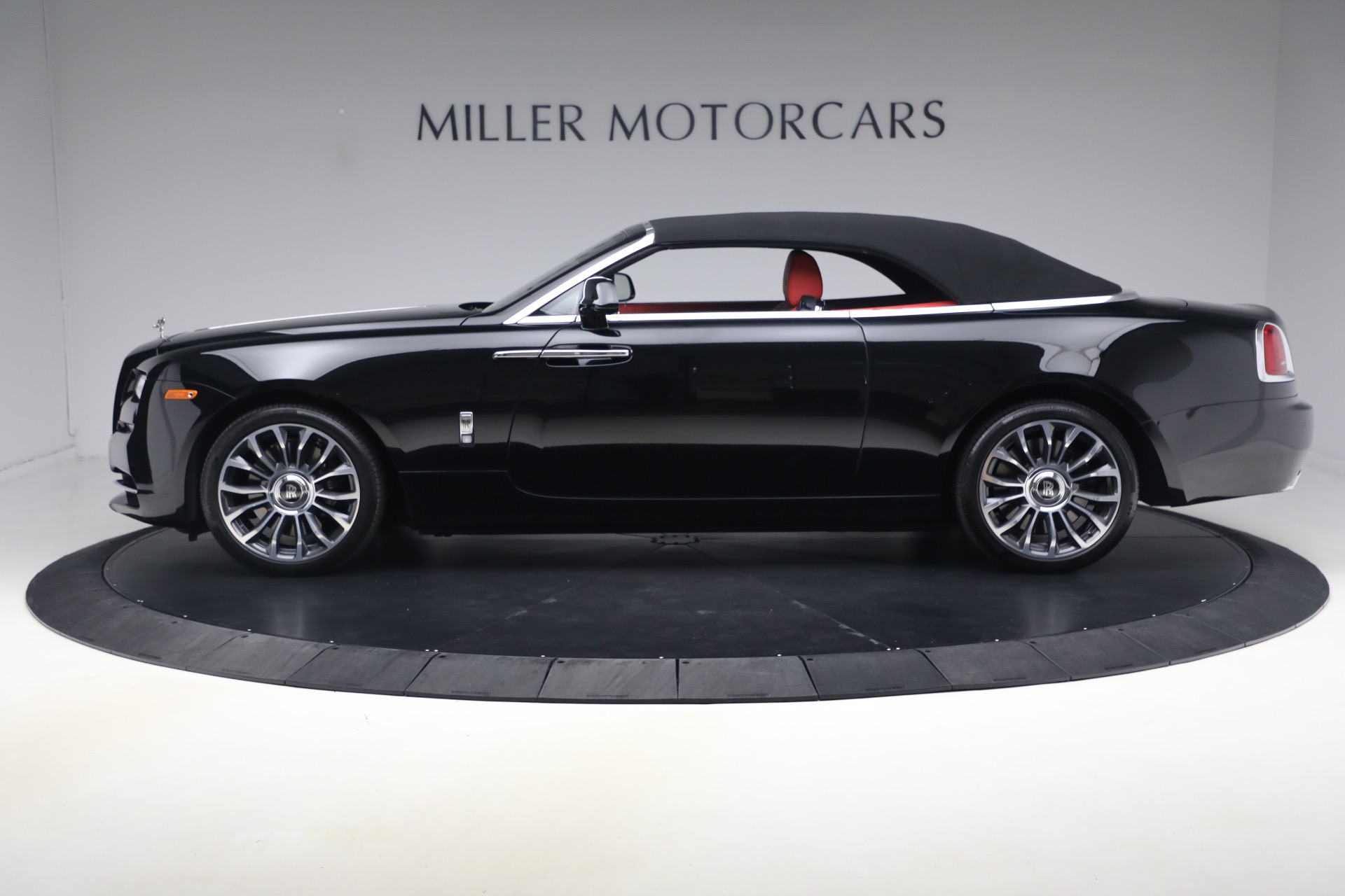 Used-2020-Rolls-Royce-Dawn