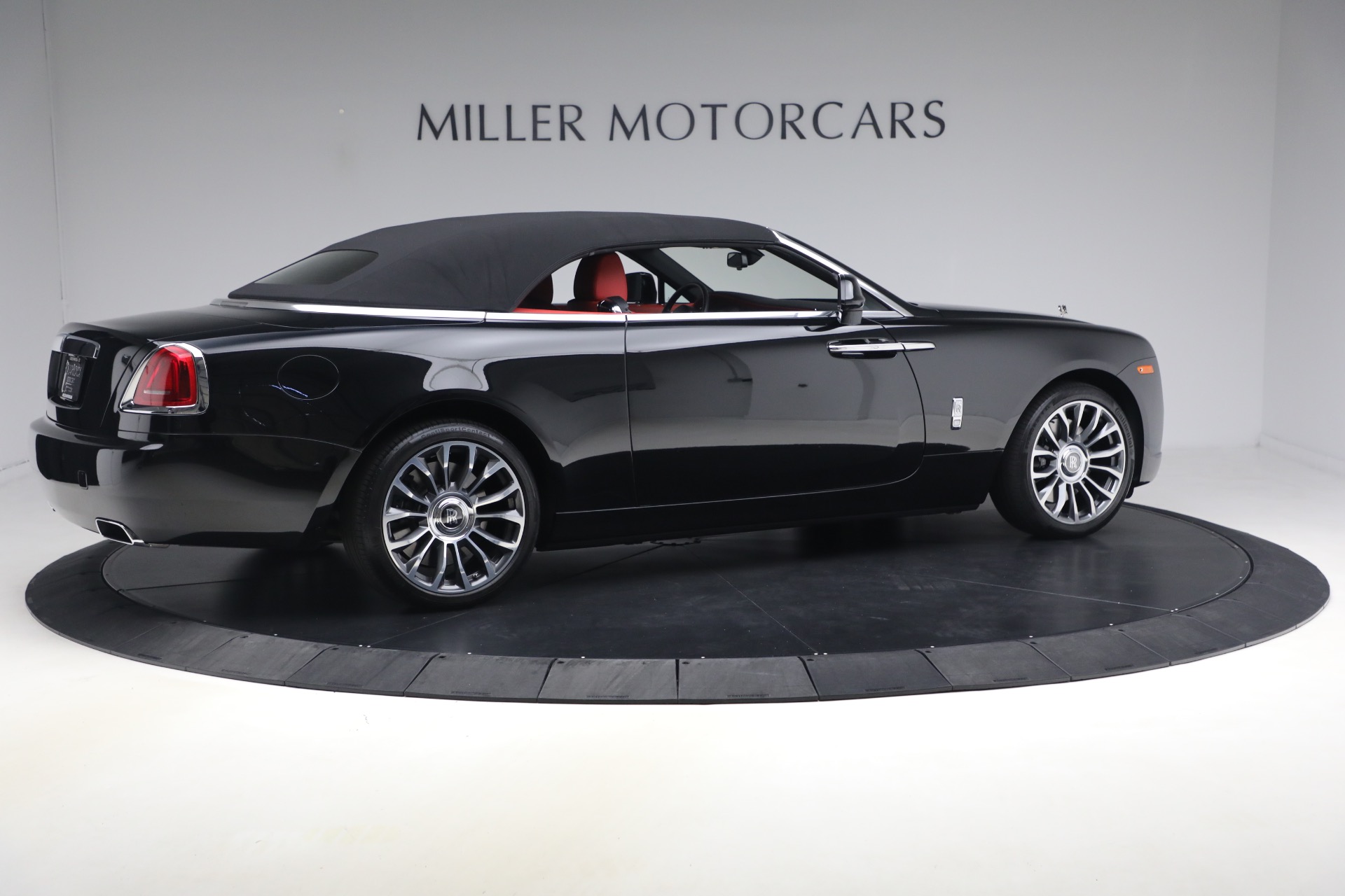 Used-2020-Rolls-Royce-Dawn