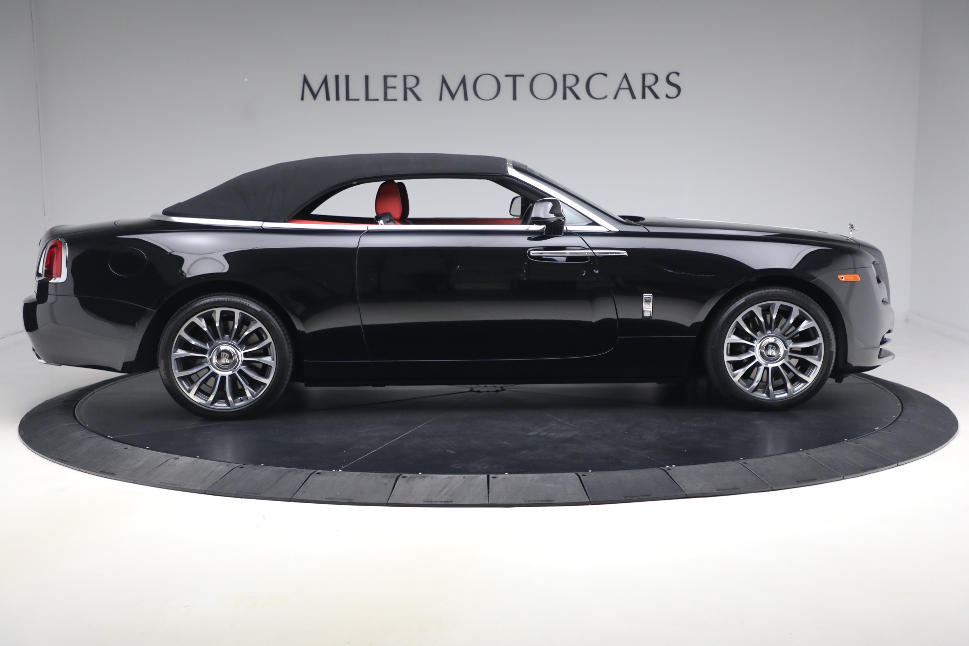 Used-2020-Rolls-Royce-Dawn