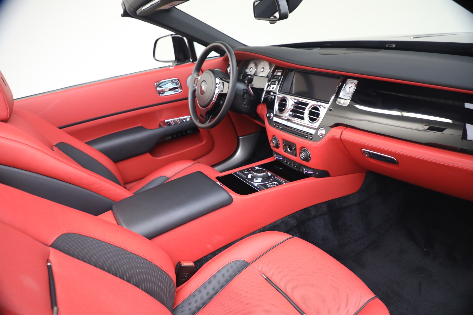 Used-2020-Rolls-Royce-Dawn
