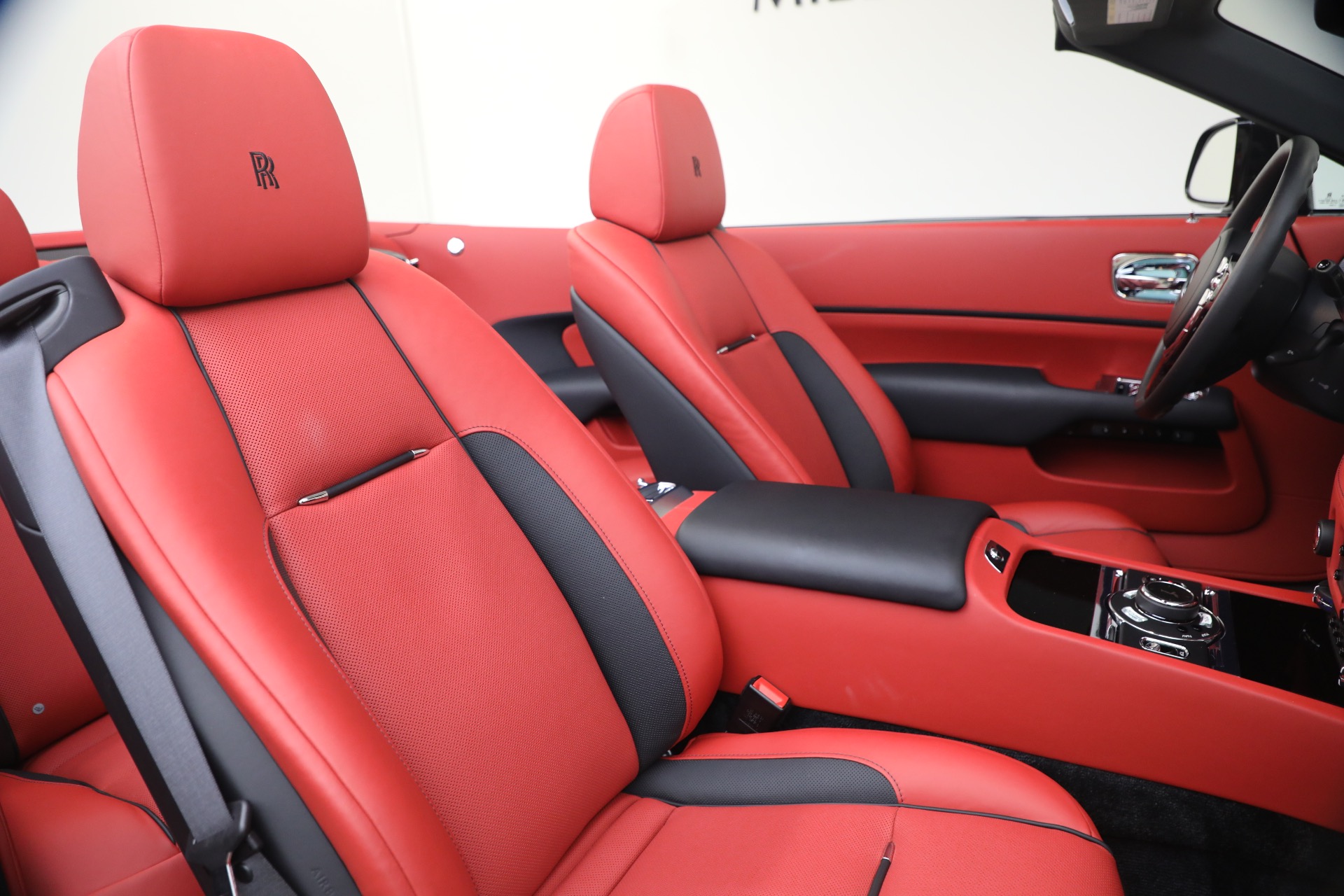 Used-2020-Rolls-Royce-Dawn