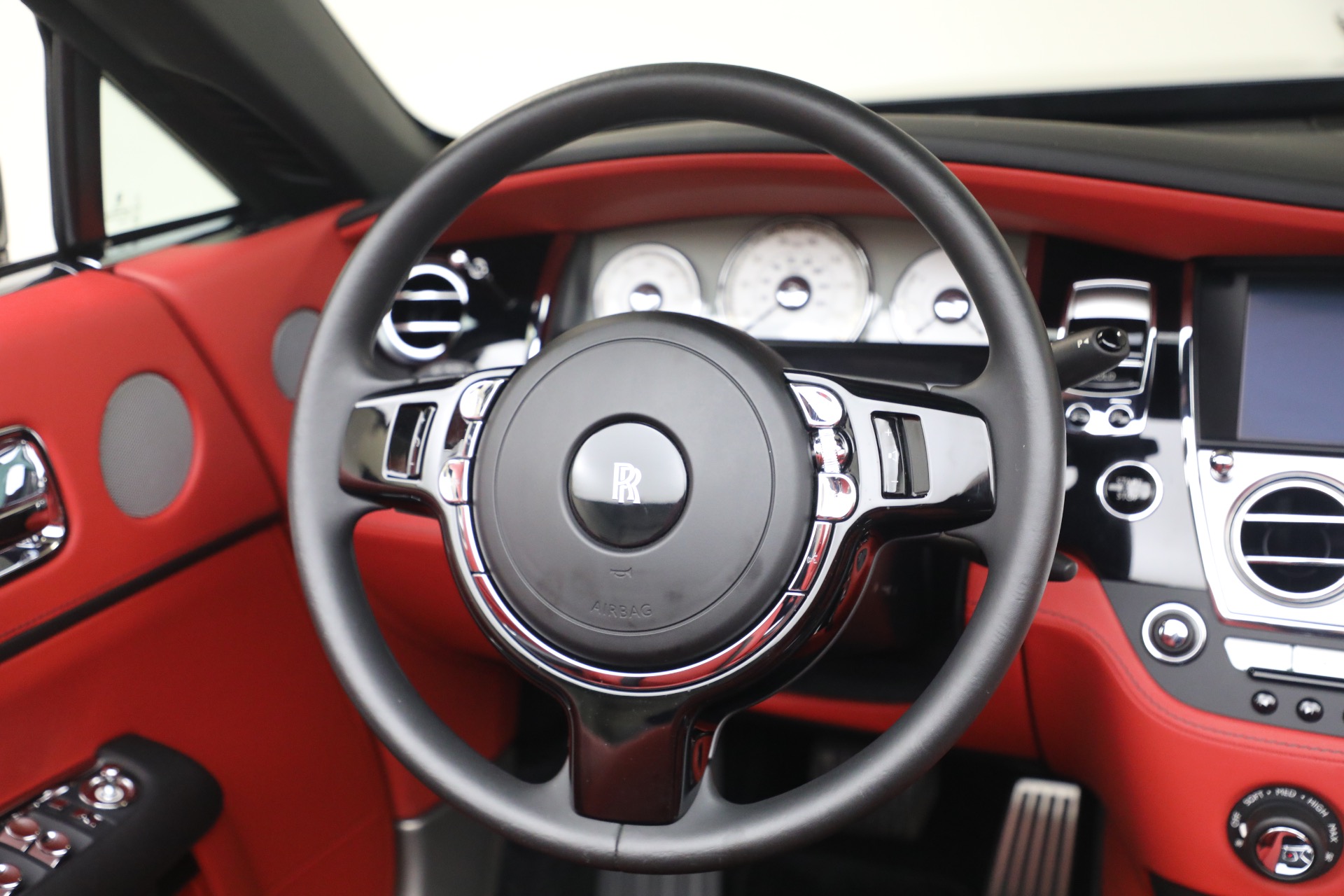 Used-2020-Rolls-Royce-Dawn
