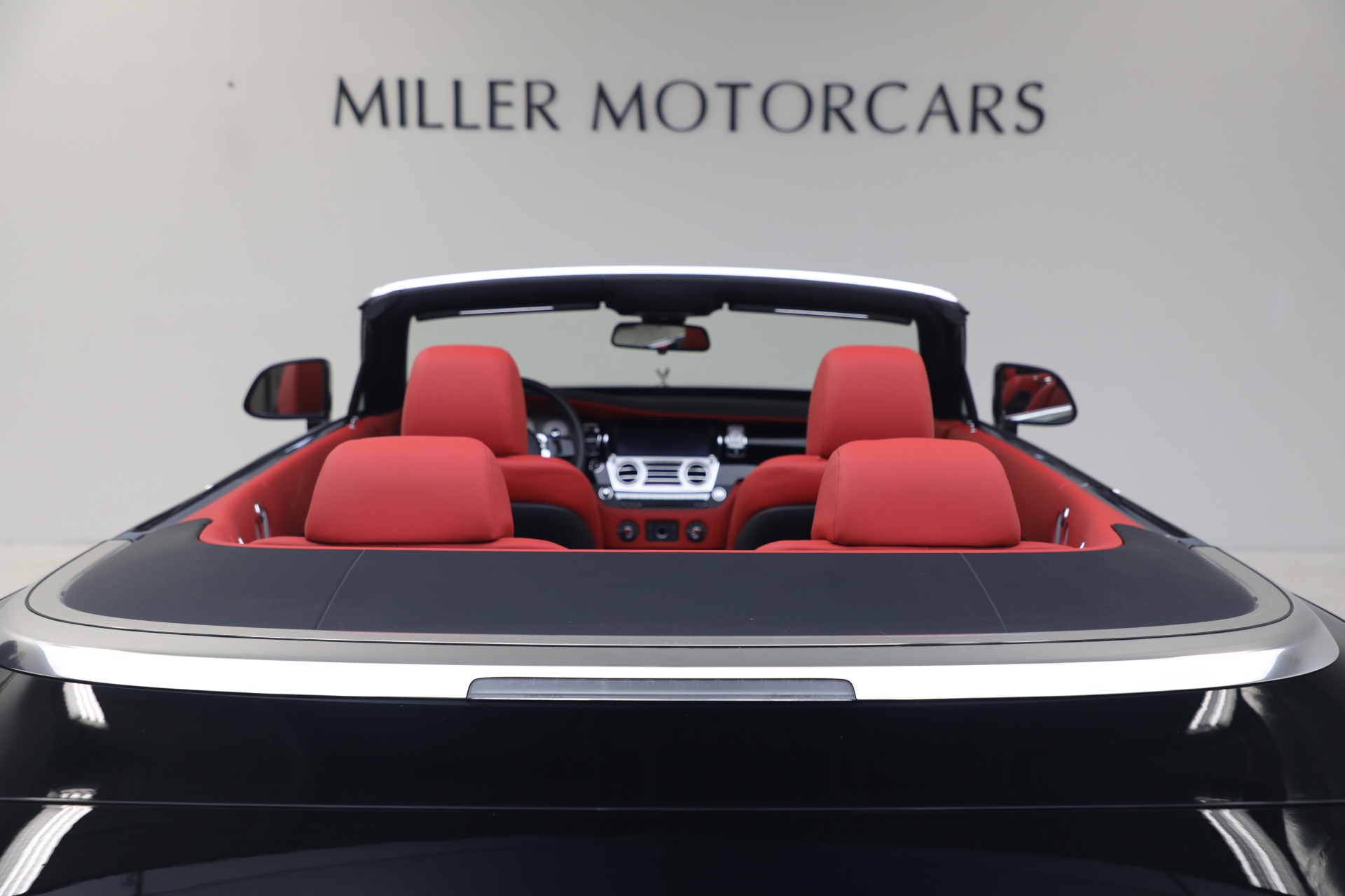 Used-2020-Rolls-Royce-Dawn