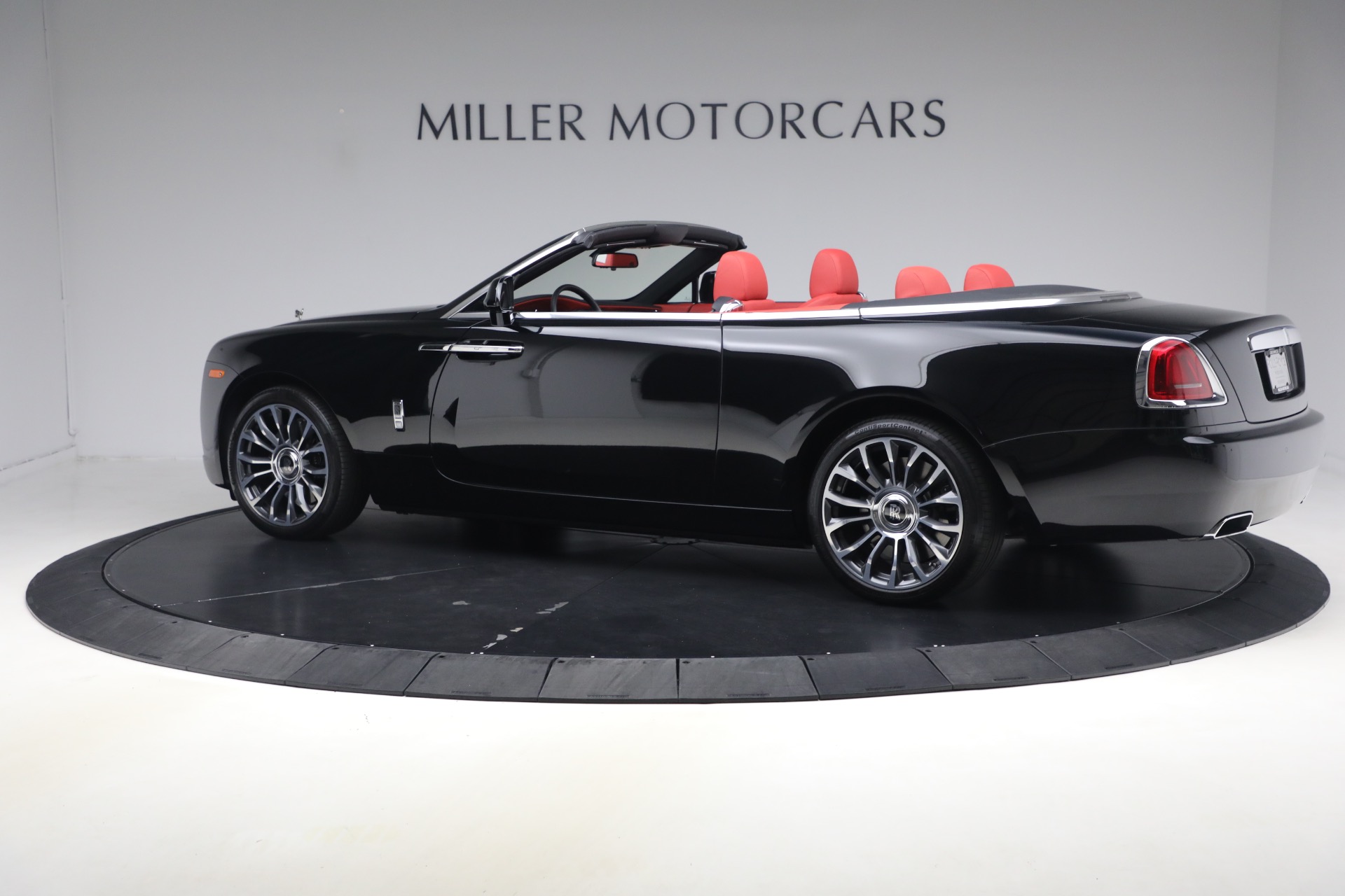 Used-2020-Rolls-Royce-Dawn