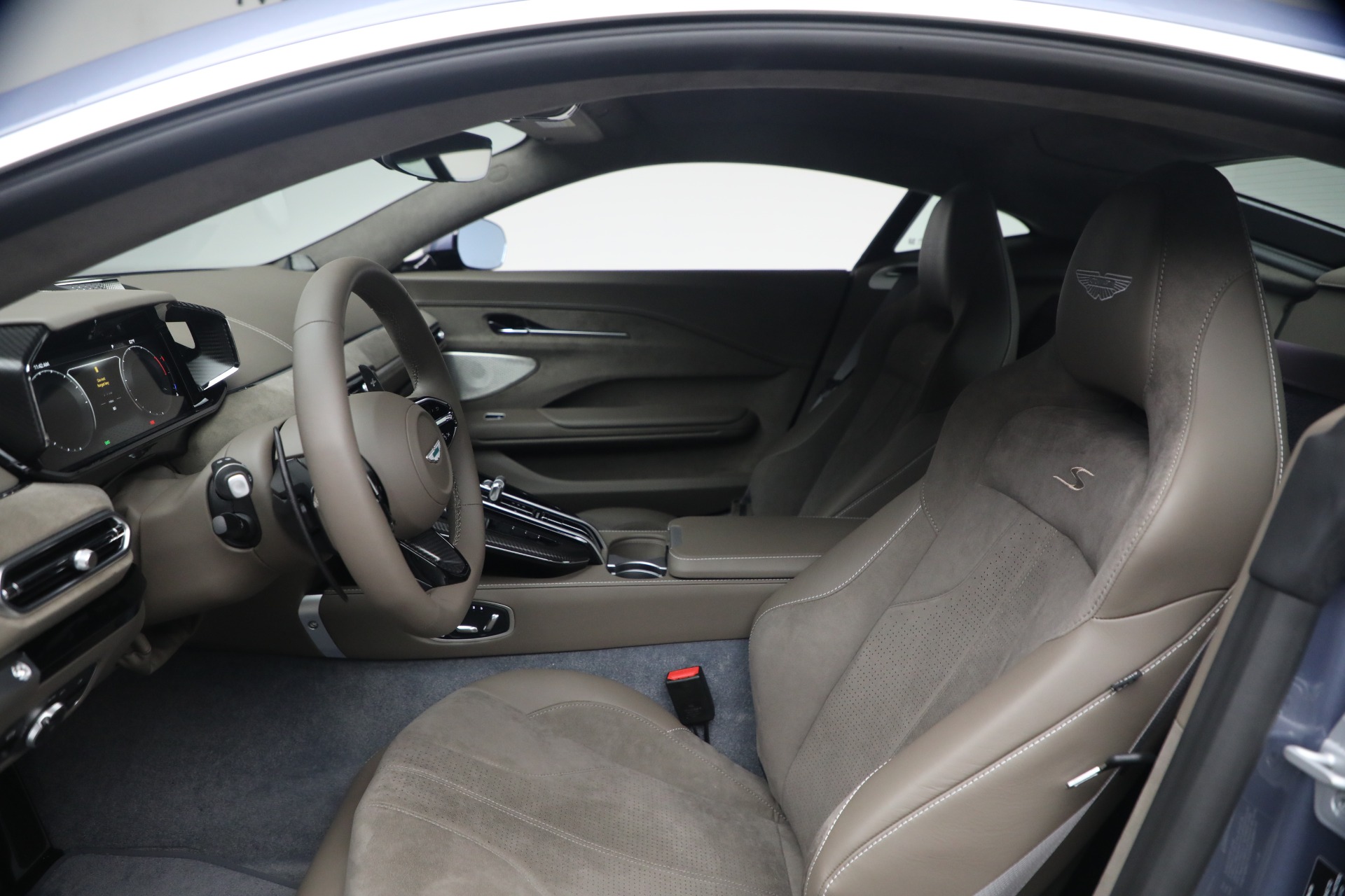 New-2026-Aston-Martin-Vantage-S