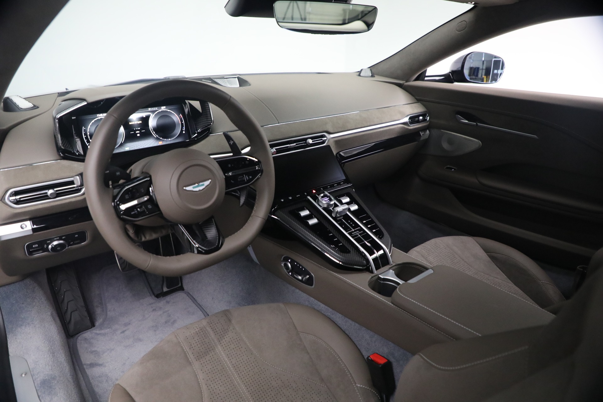New-2026-Aston-Martin-Vantage-S